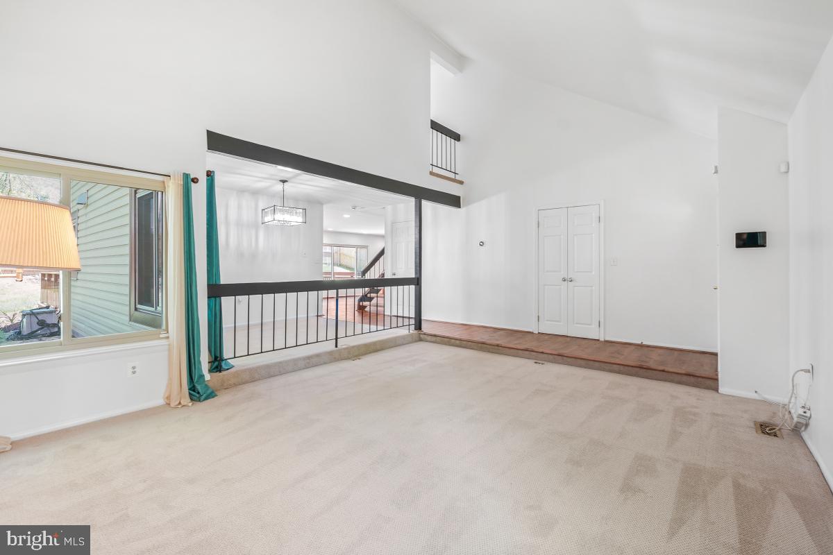 CHARLENE - Residential