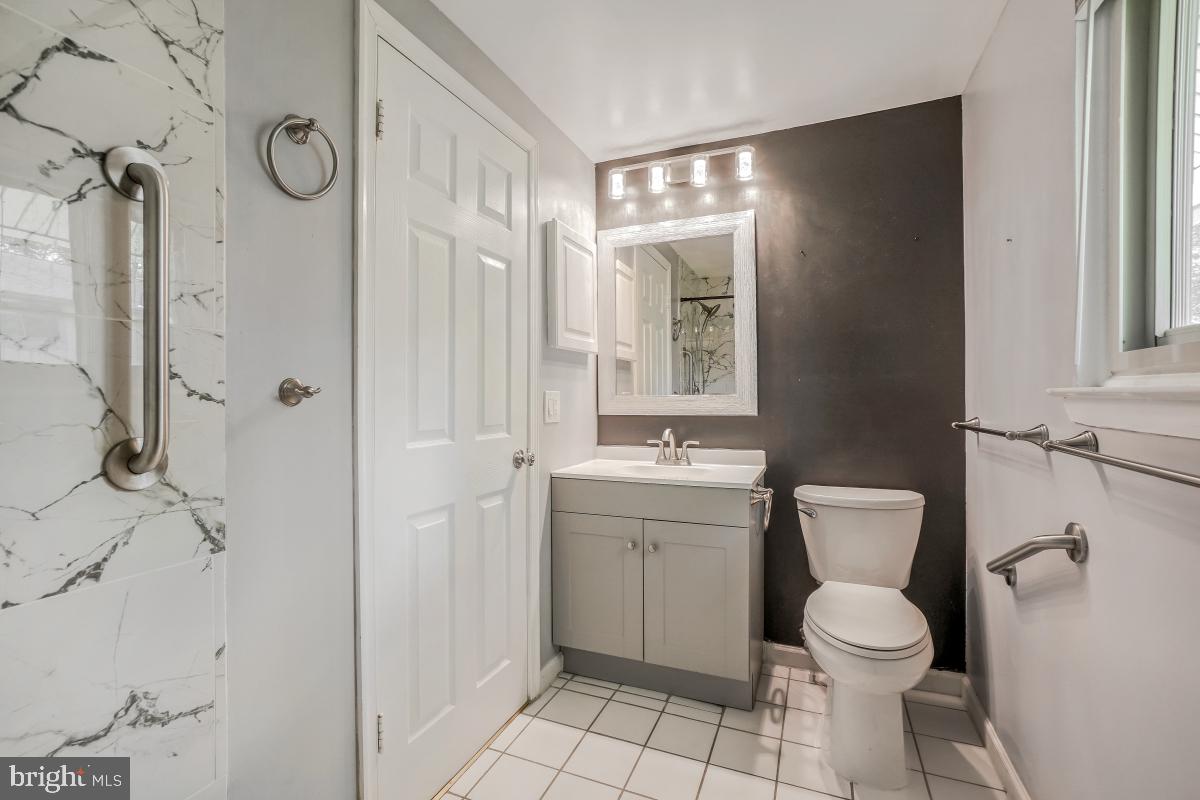 CHARLENE - Residential