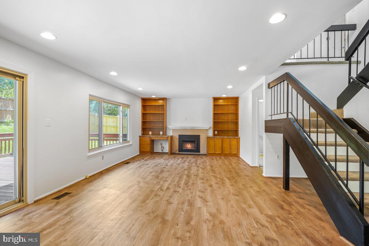 CHARLENE - Residential