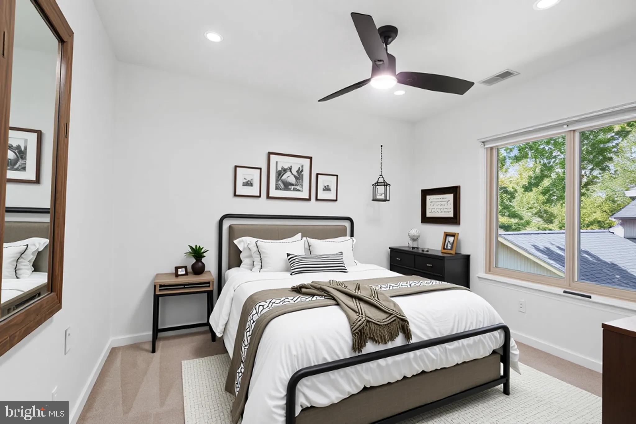 CHARLENE - Residential