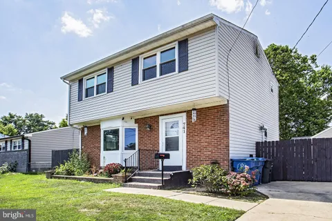 741 12th St, New Castle, DE MLS: DENC2081046