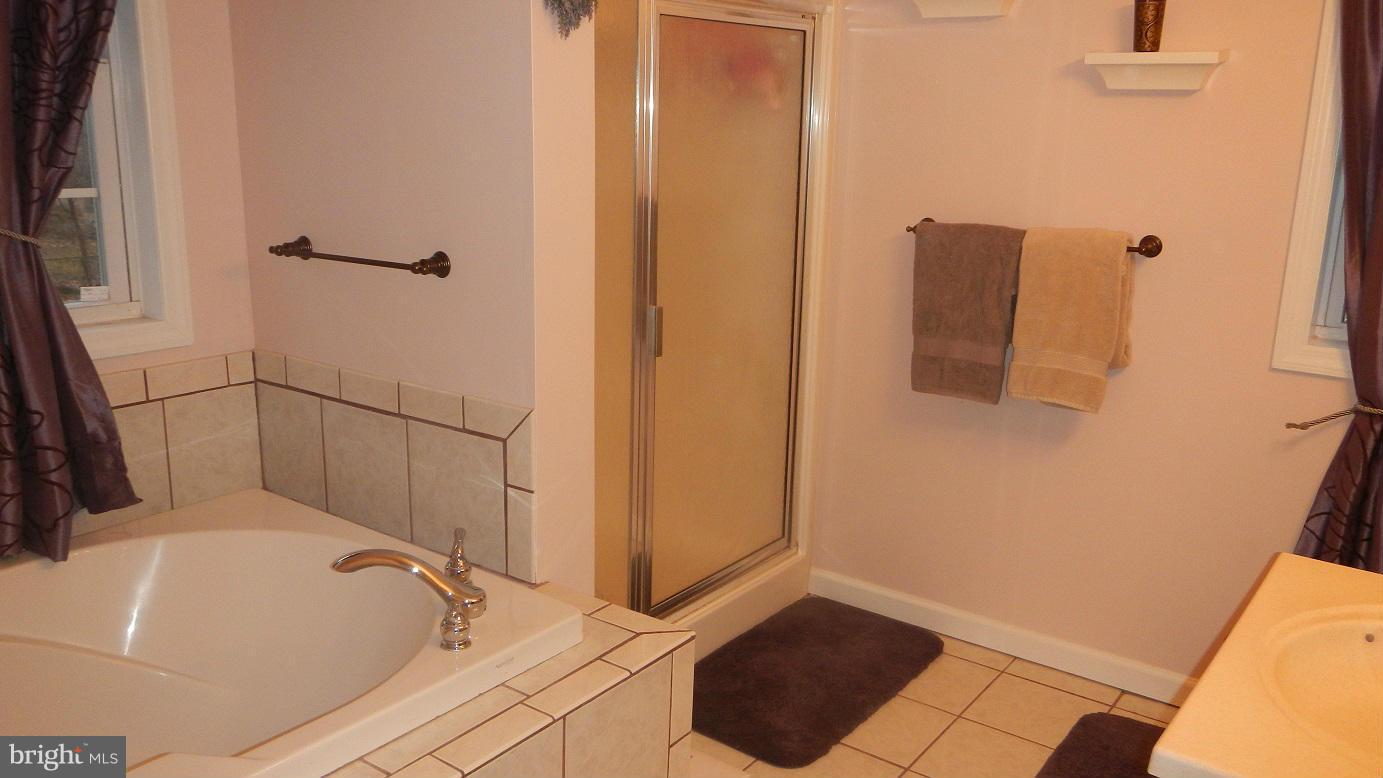 LOCH HAVEN BEACH - Residential