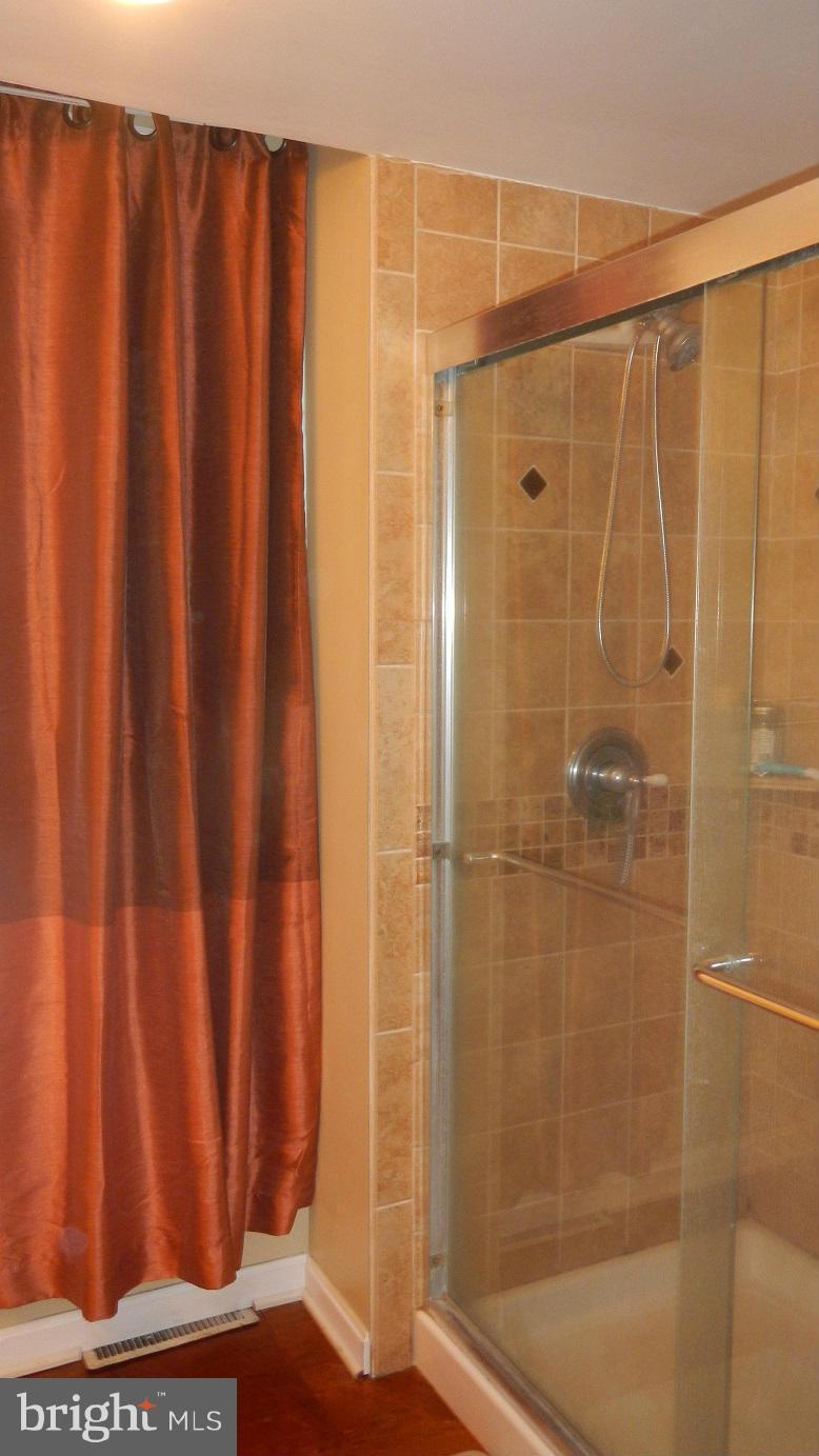 LOCH HAVEN BEACH - Residential