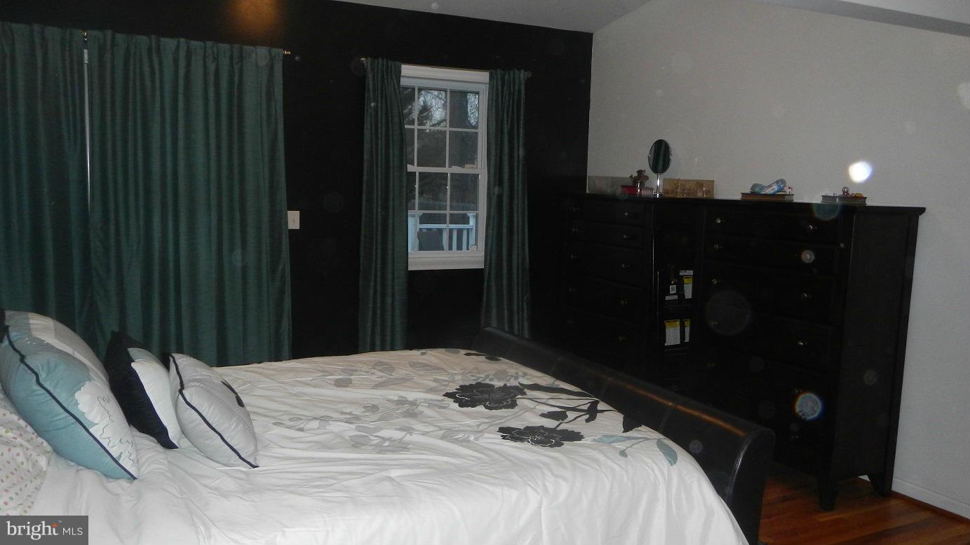 LOCH HAVEN BEACH - Residential