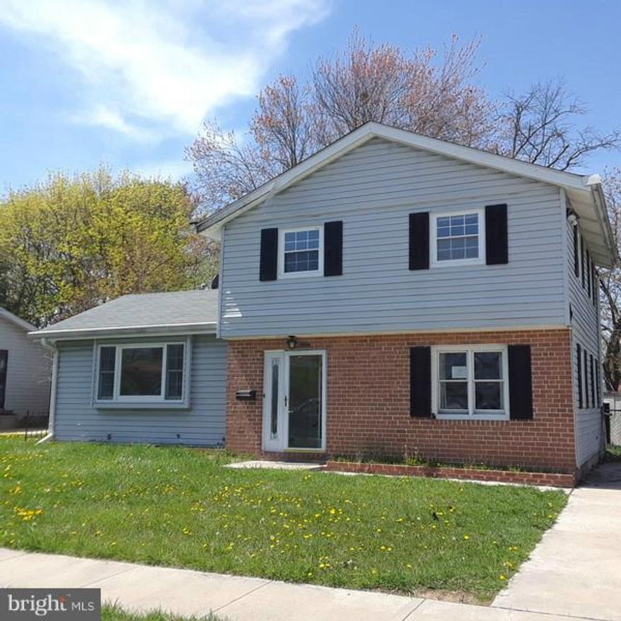Exciting chance to own this valued price home in Westview Park. Enjoy open floor plan, spacious room sizes, wood floors, large kitchen w/cherry cabinets, separate dining room & ample rear yard. Use the unfinished basement as added storage or finish for more living space. A convenient location, close to schools, shopping & commuter routes. Property was built prior to 1978,lead based paint may exist