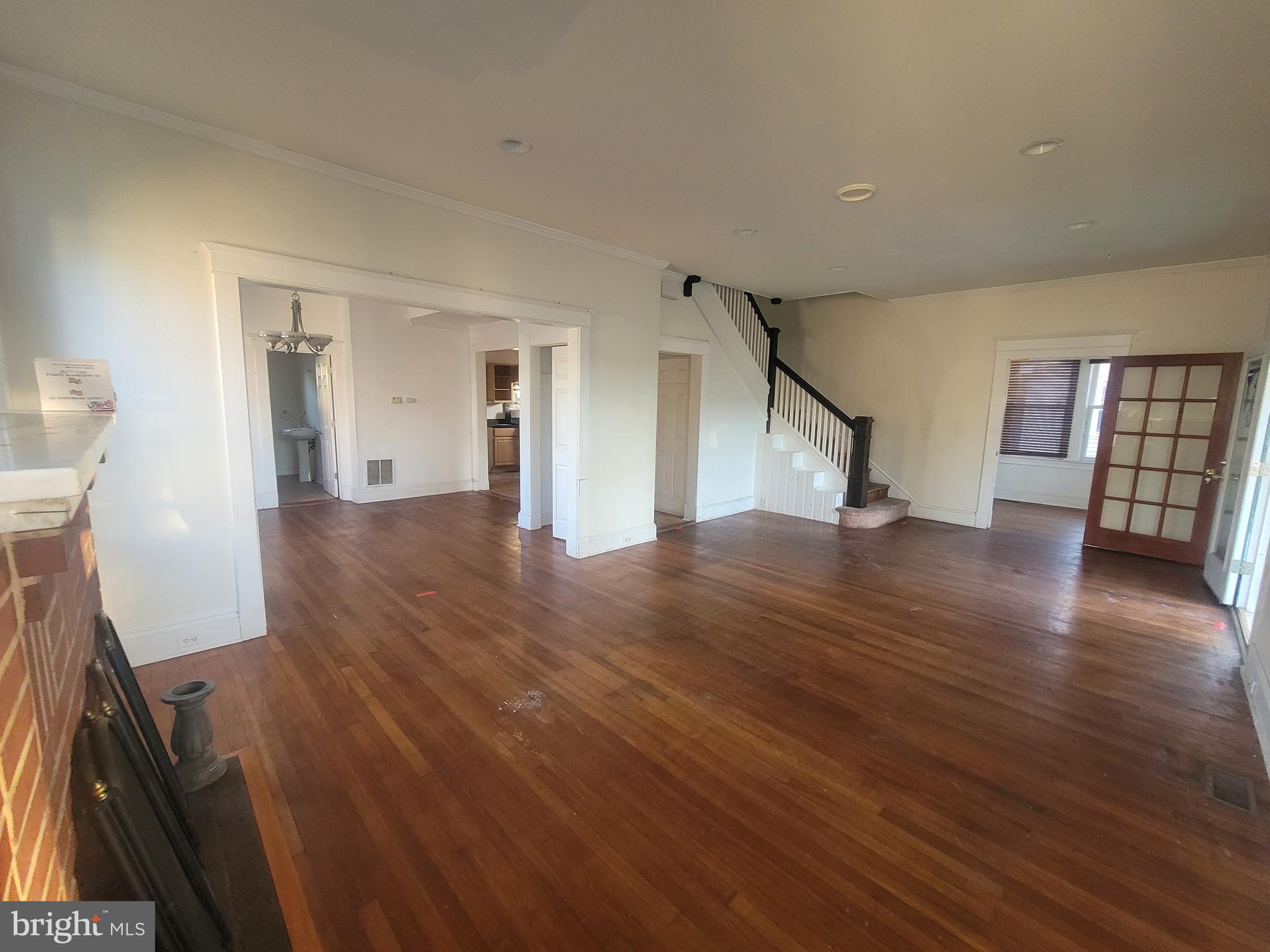 WILLIAM BORGMANN - Residential