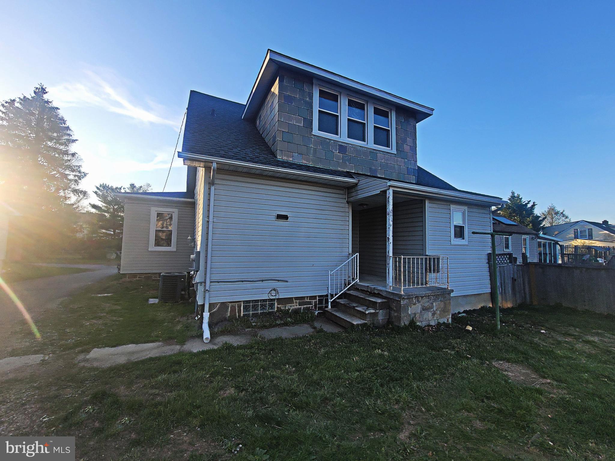 WILLIAM BORGMANN - Residential