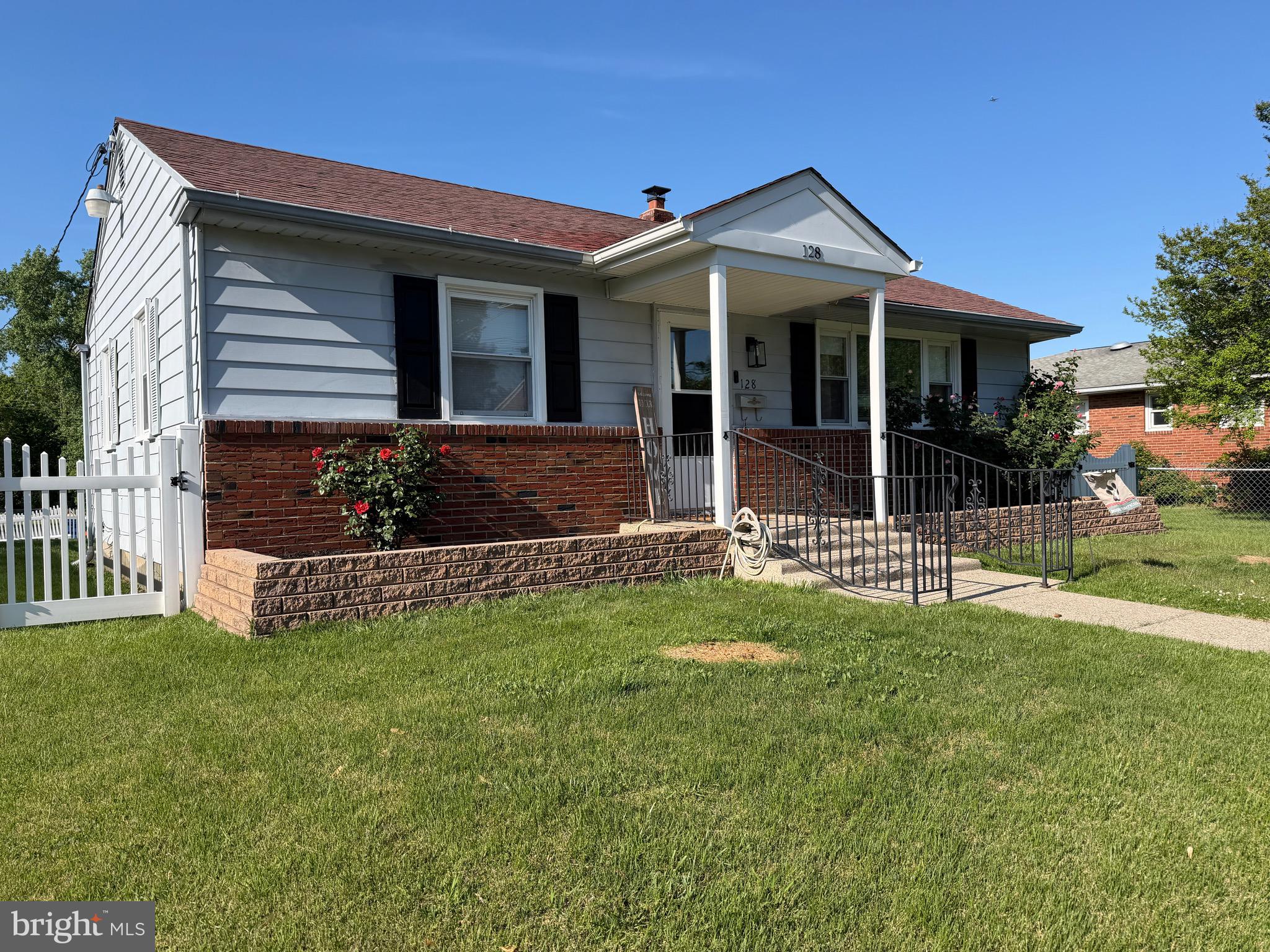128 BELLEVUE AVENUE