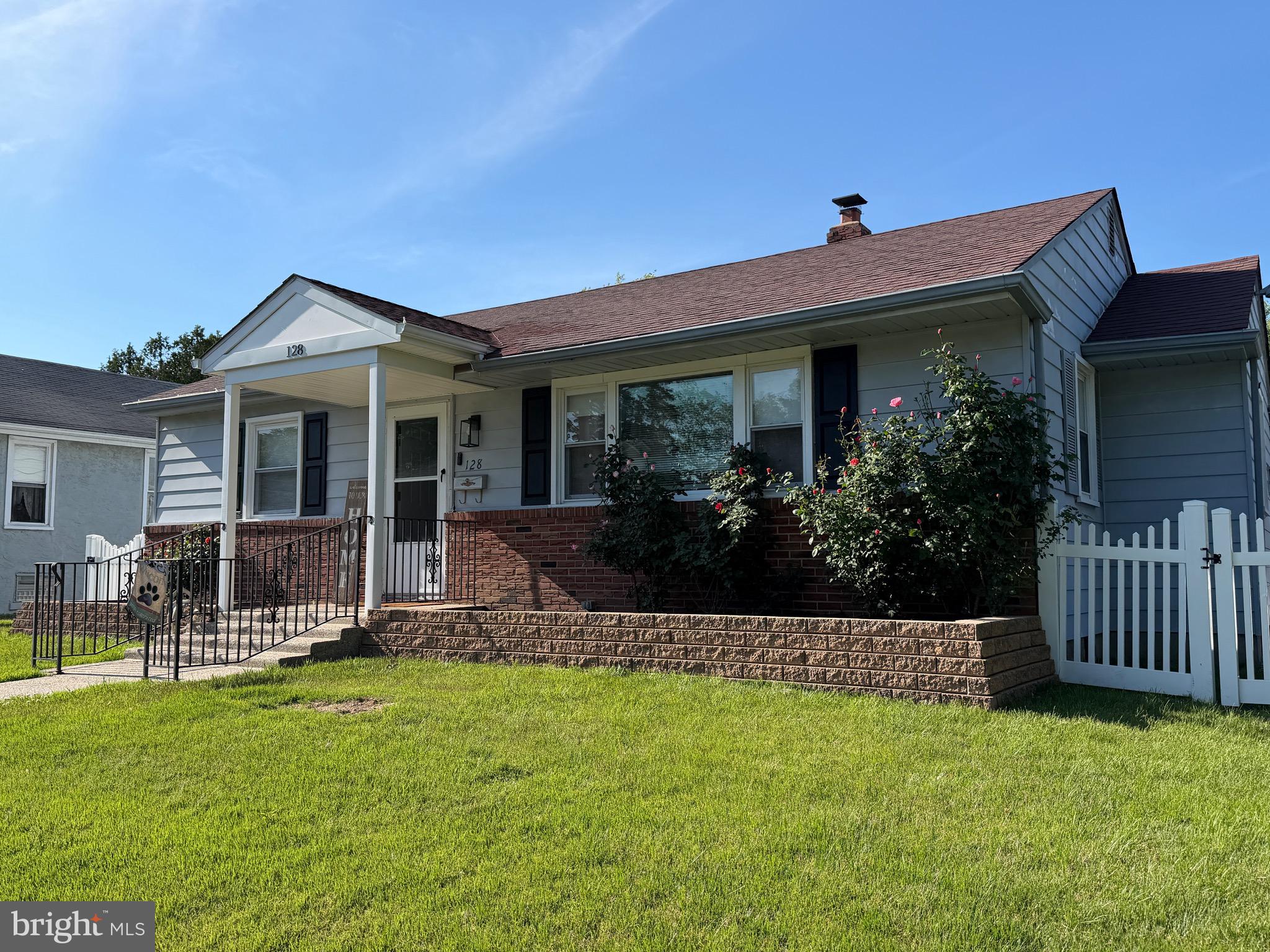 128 BELLEVUE AVENUE