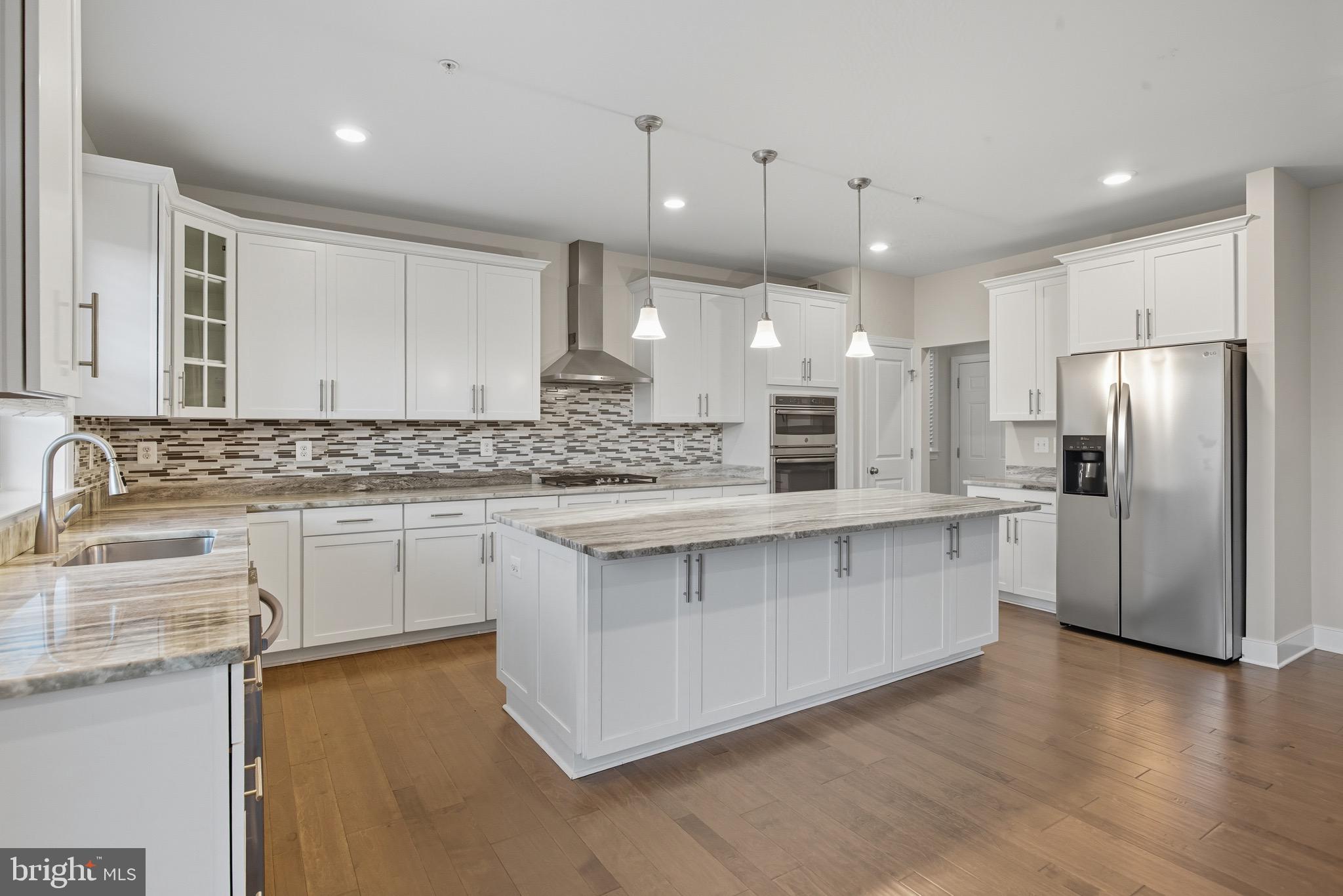 BRICK YARD STATION - Residential