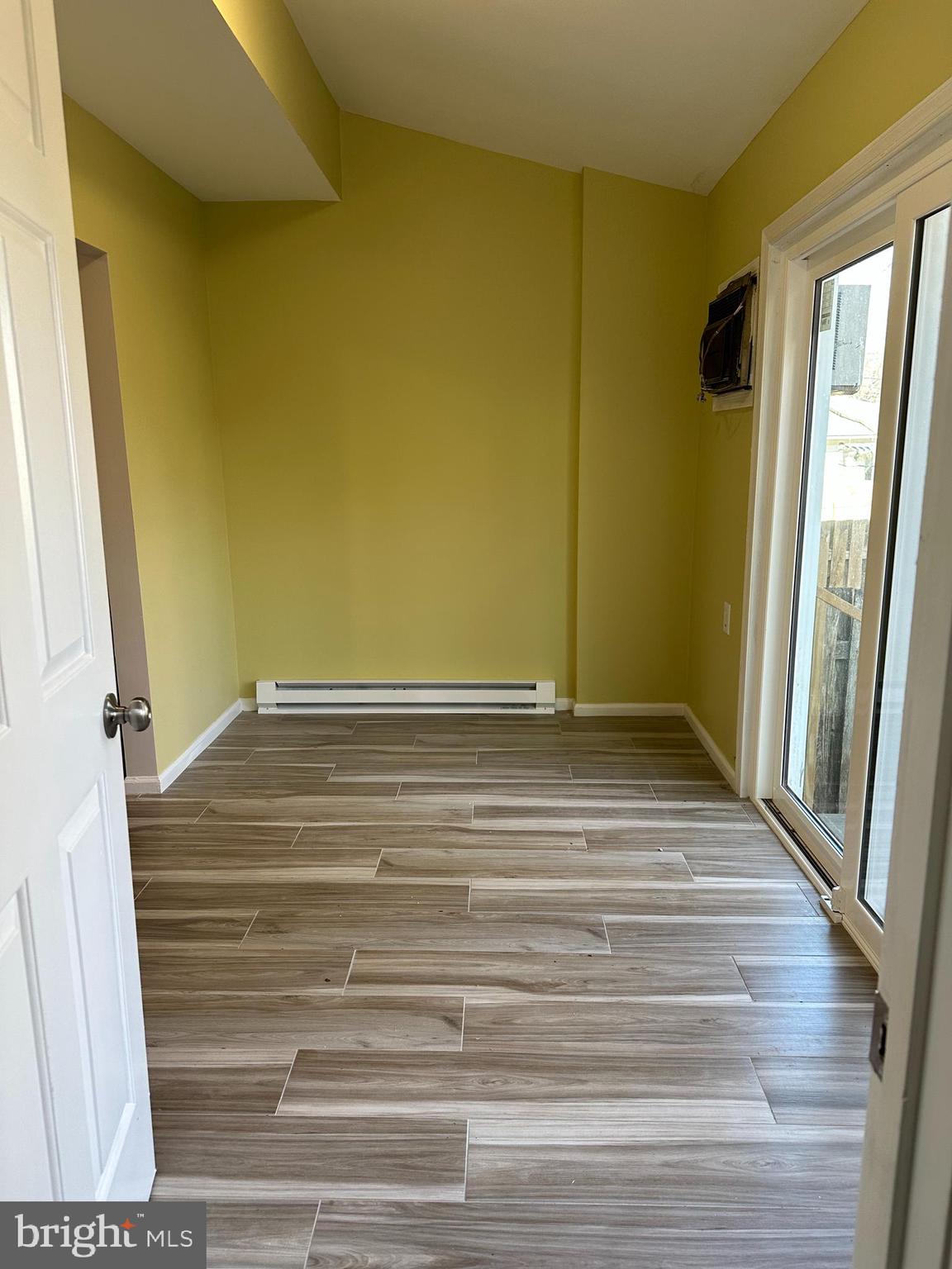 HISTORIC CHARLES TOWN - Residential Lease