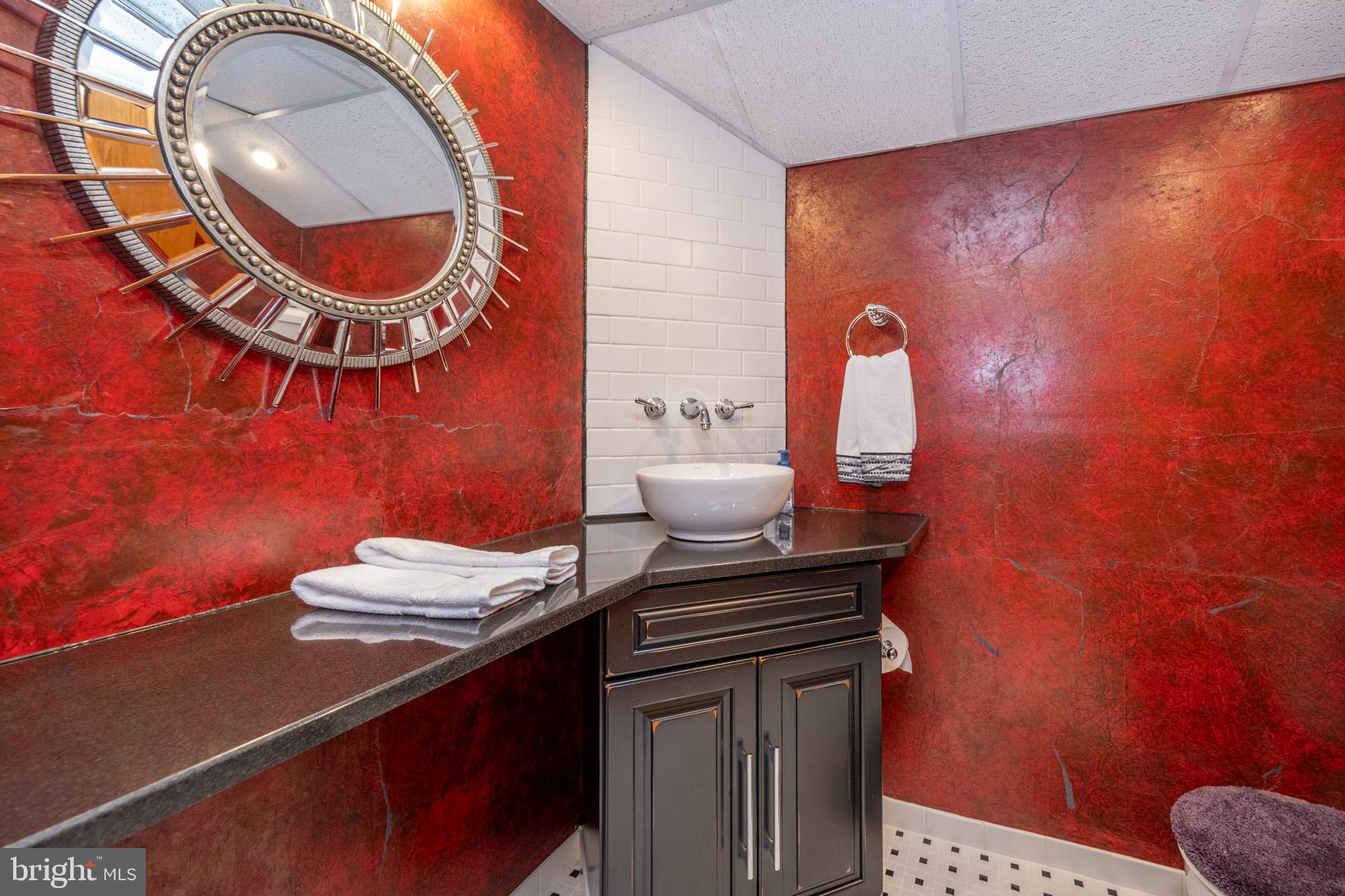 MT. LAKE PARK - Residential