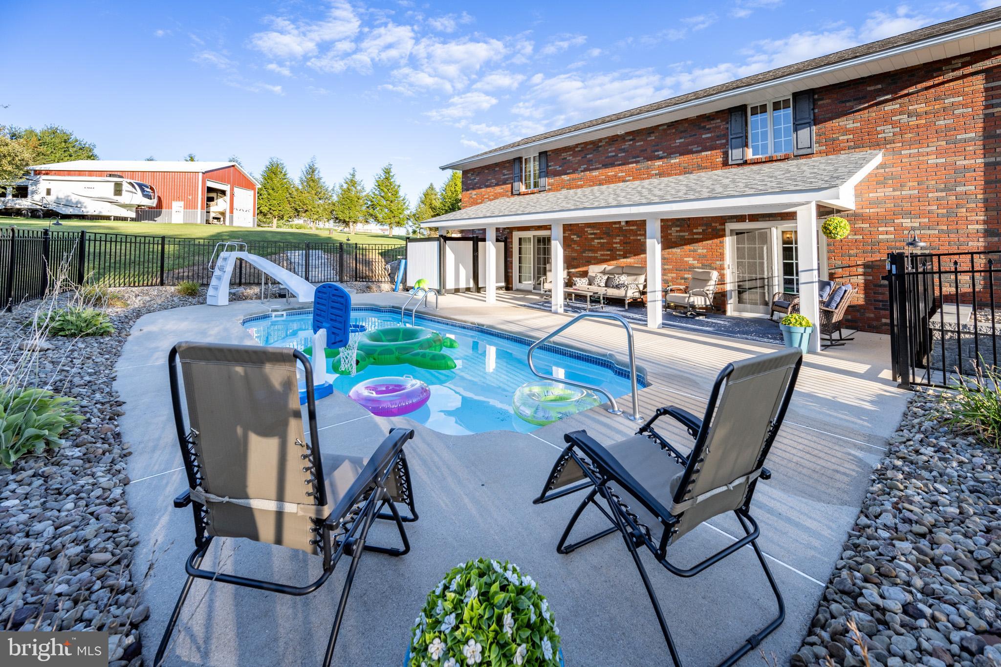 MT. LAKE PARK - Residential