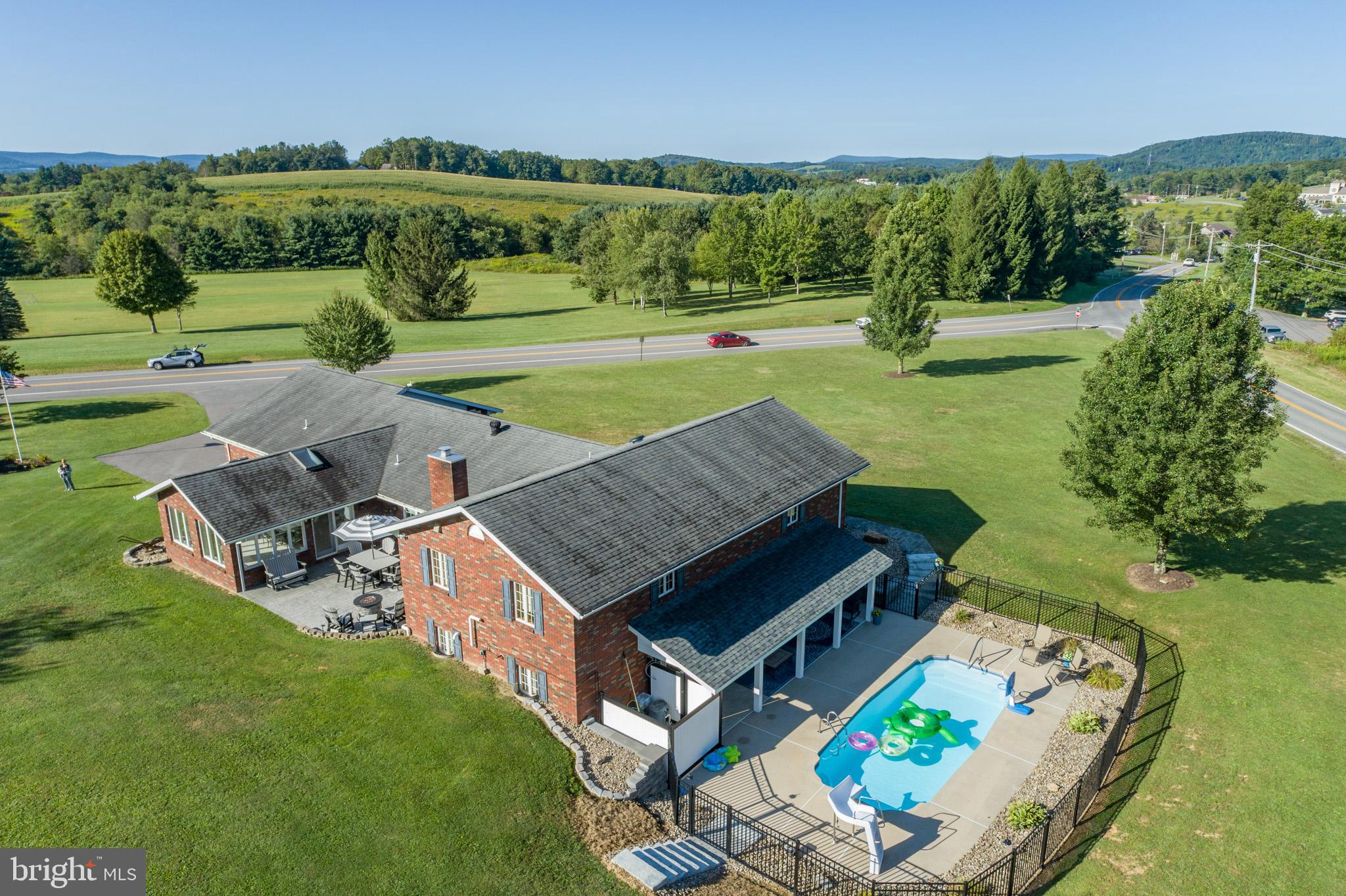 MT. LAKE PARK - Residential