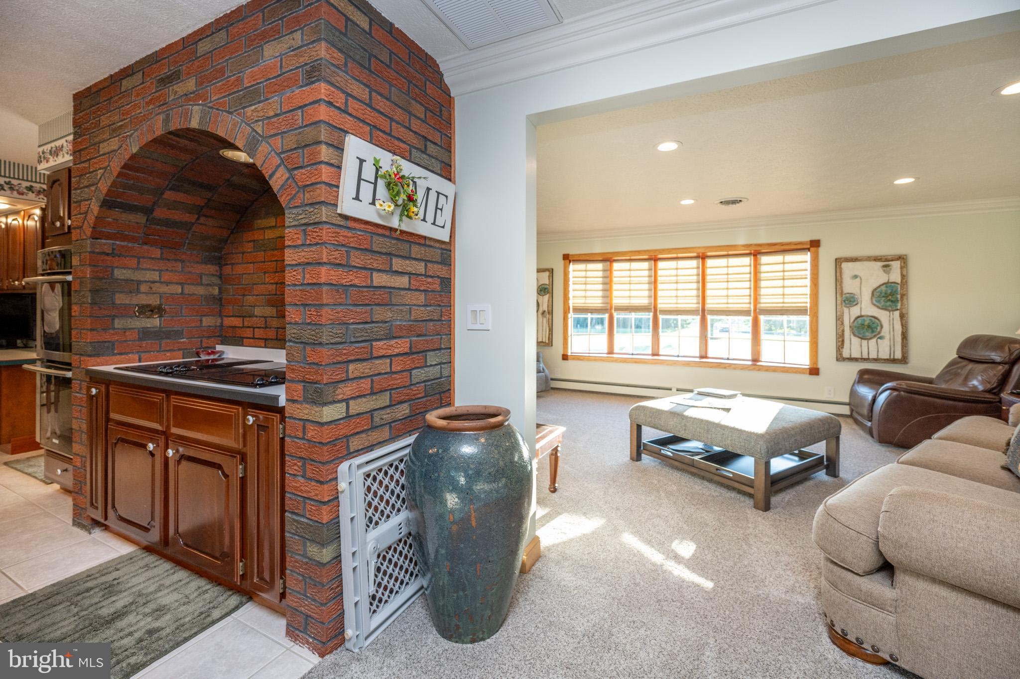 MT. LAKE PARK - Residential