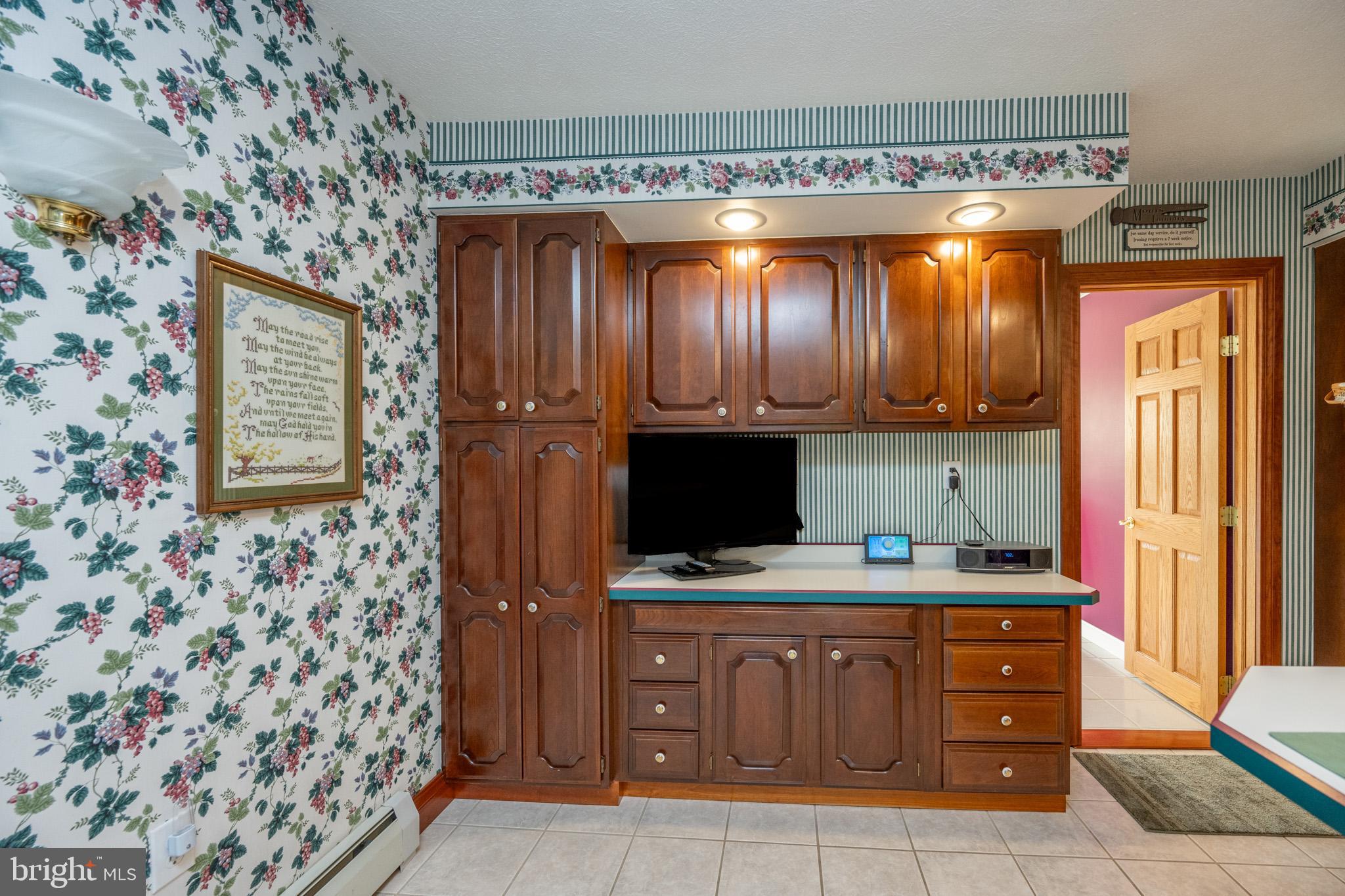 MT. LAKE PARK - Residential