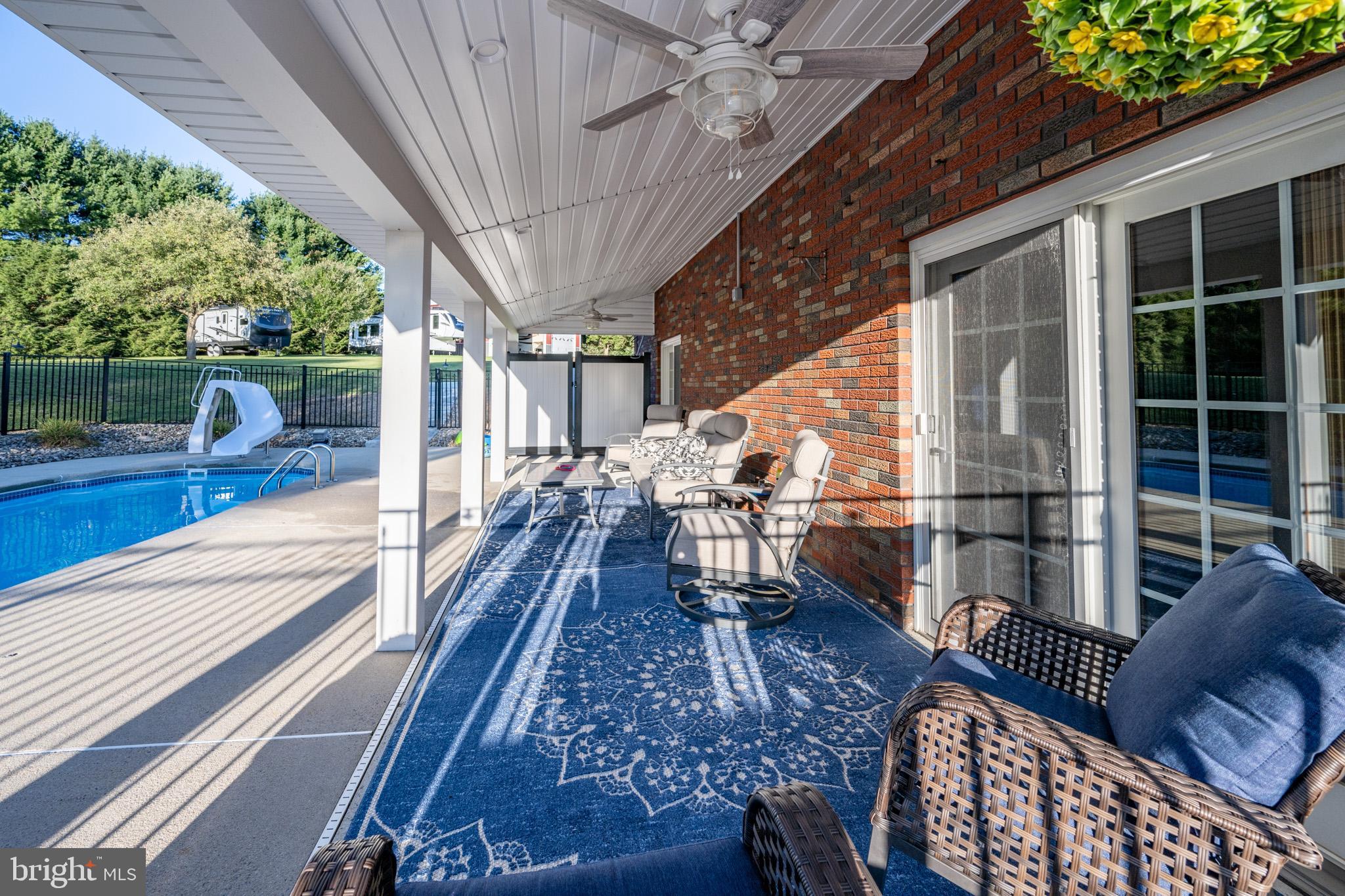 MT. LAKE PARK - Residential