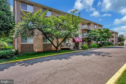 7054 EASTERN AVENUE NW 103 WASHINGTON DC 20012