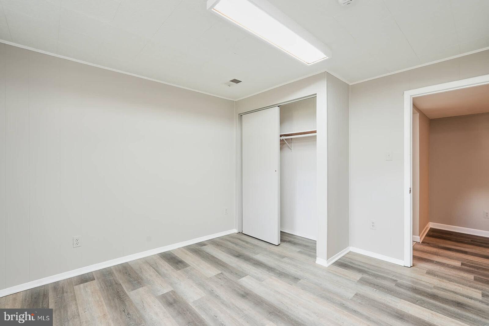 SURRATTS GARDENS - Residential