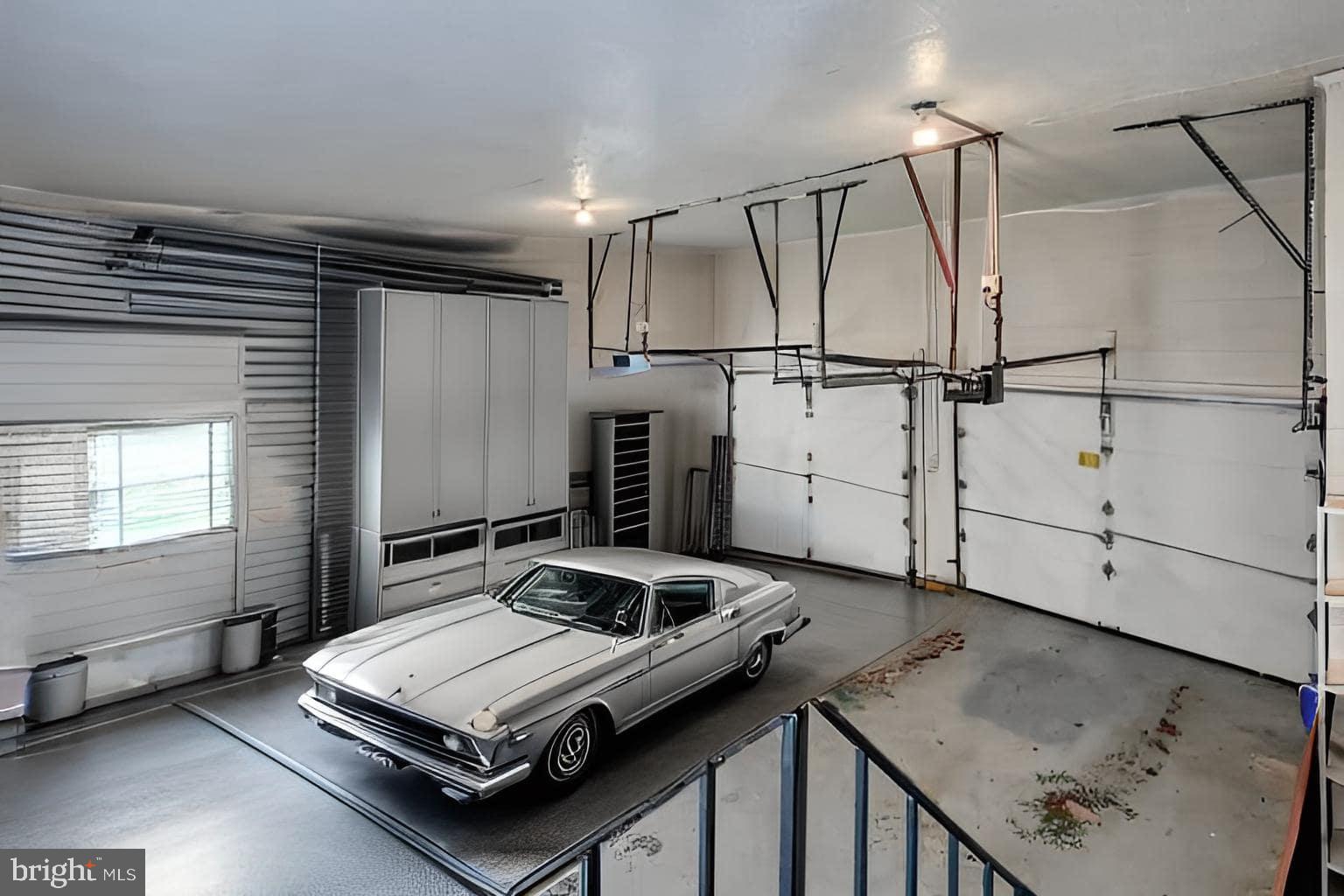 SURRATTS GARDENS - Residential