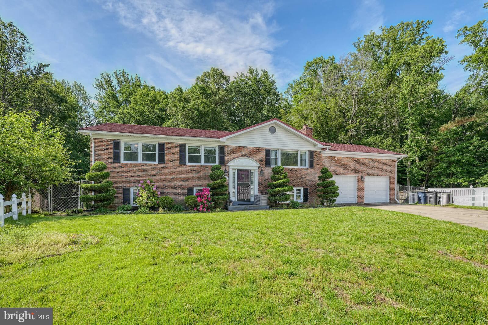 9405 GARDEN CIRCLE