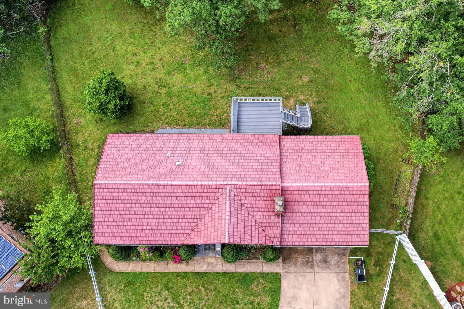 SURRATTS GARDENS - Residential