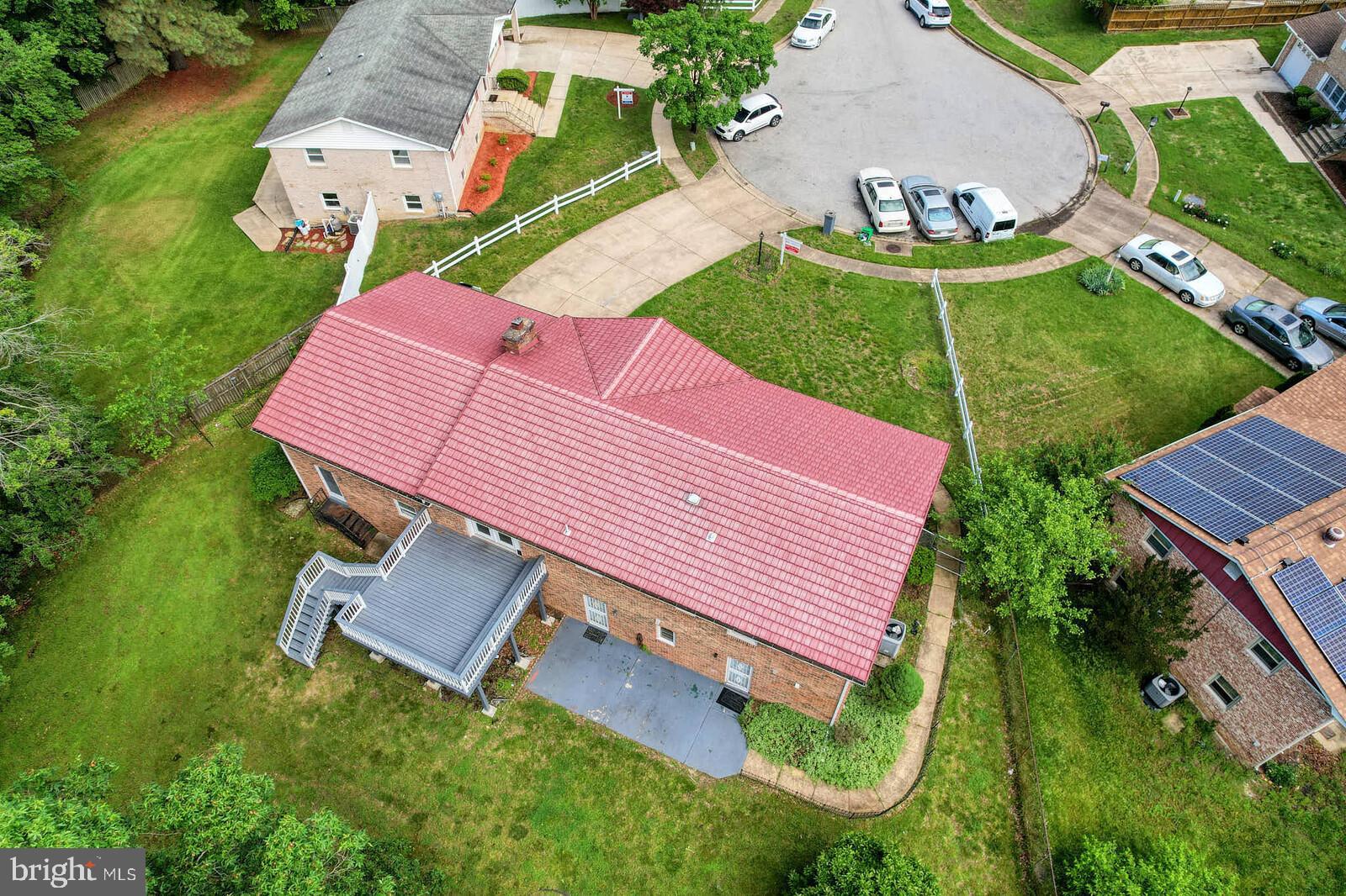 SURRATTS GARDENS - Residential