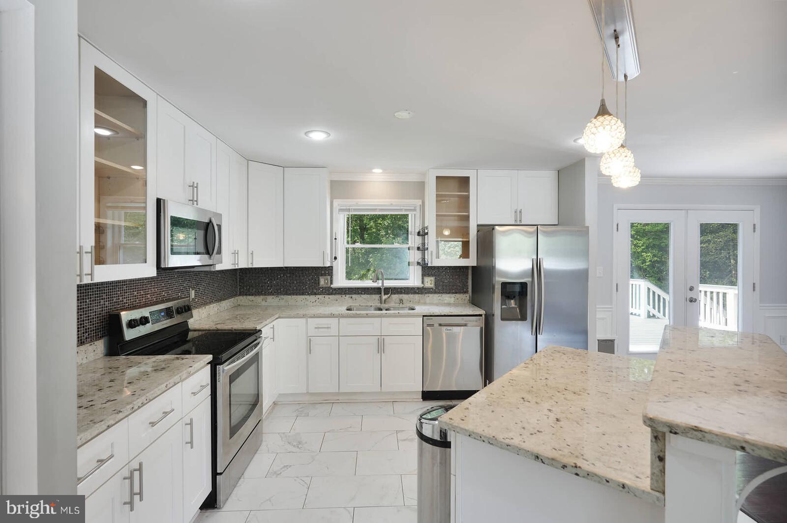 SURRATTS GARDENS - Residential