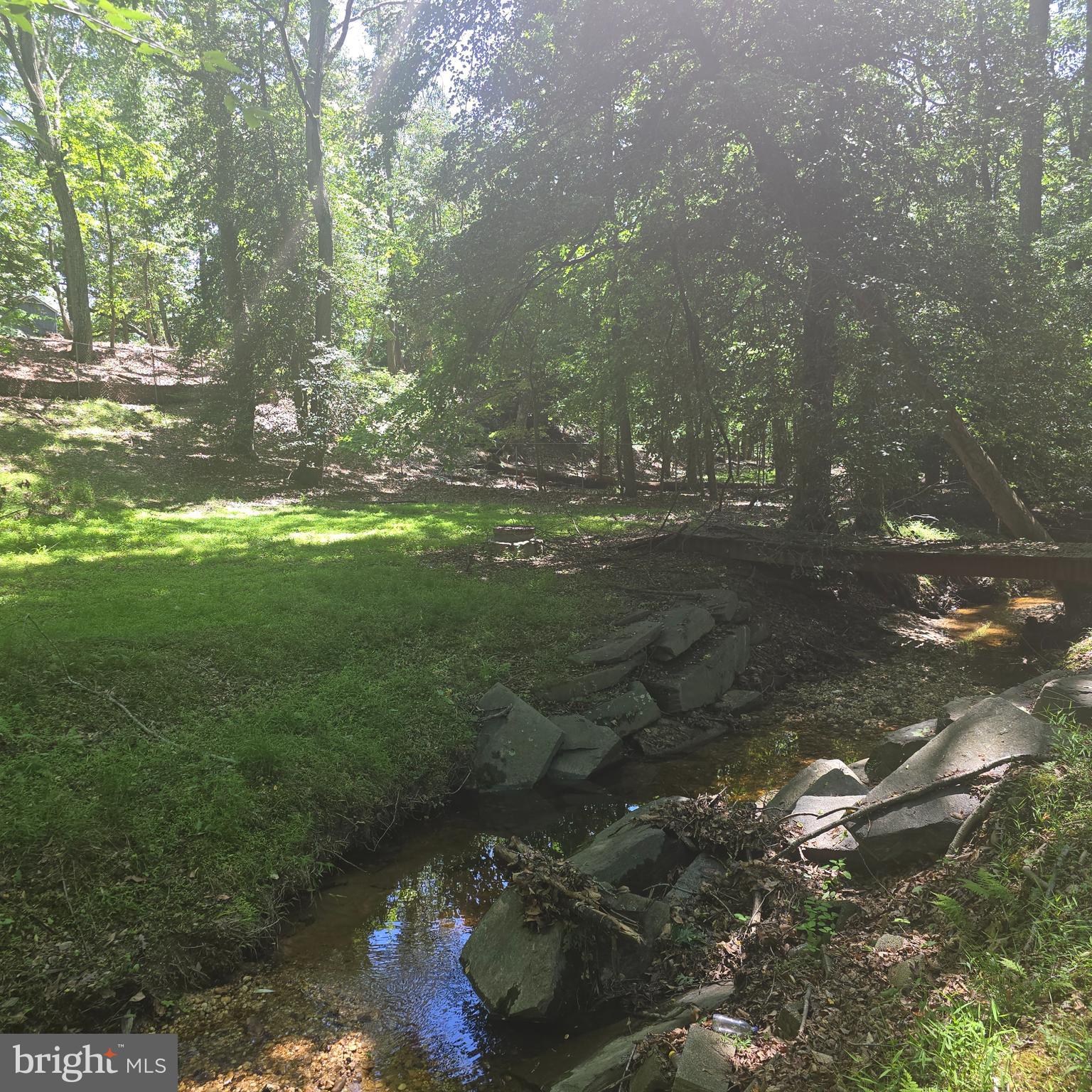 SURRATTS GARDENS - Residential