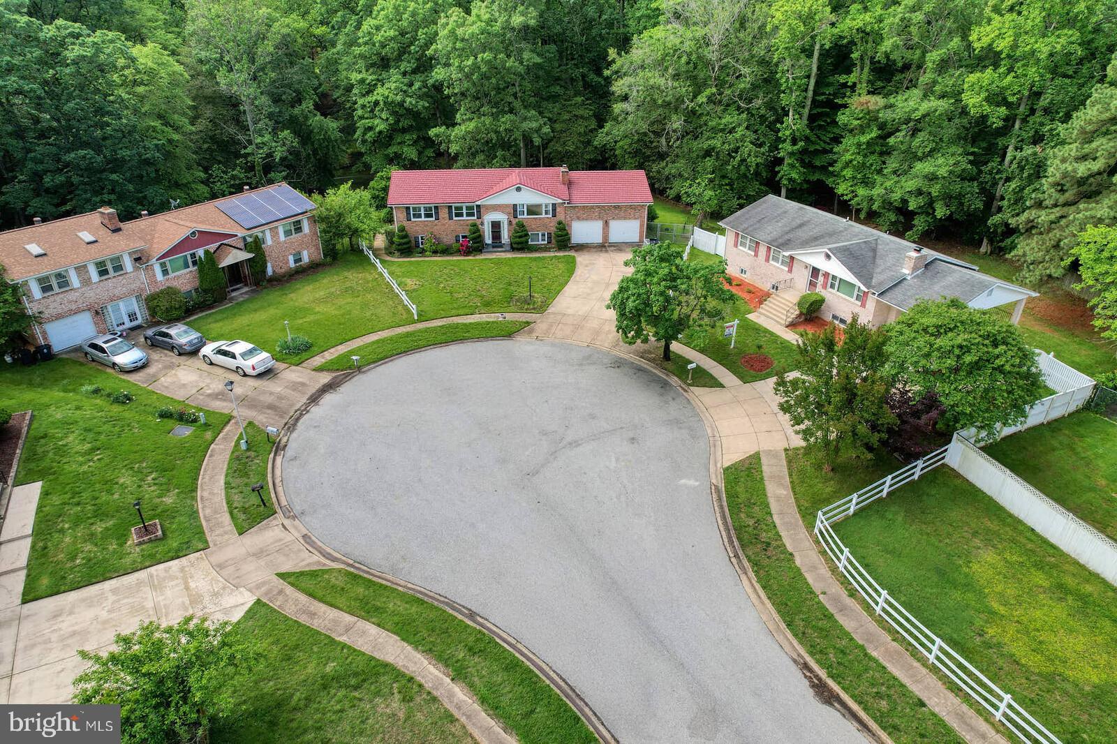 9405 GARDEN CIRCLE