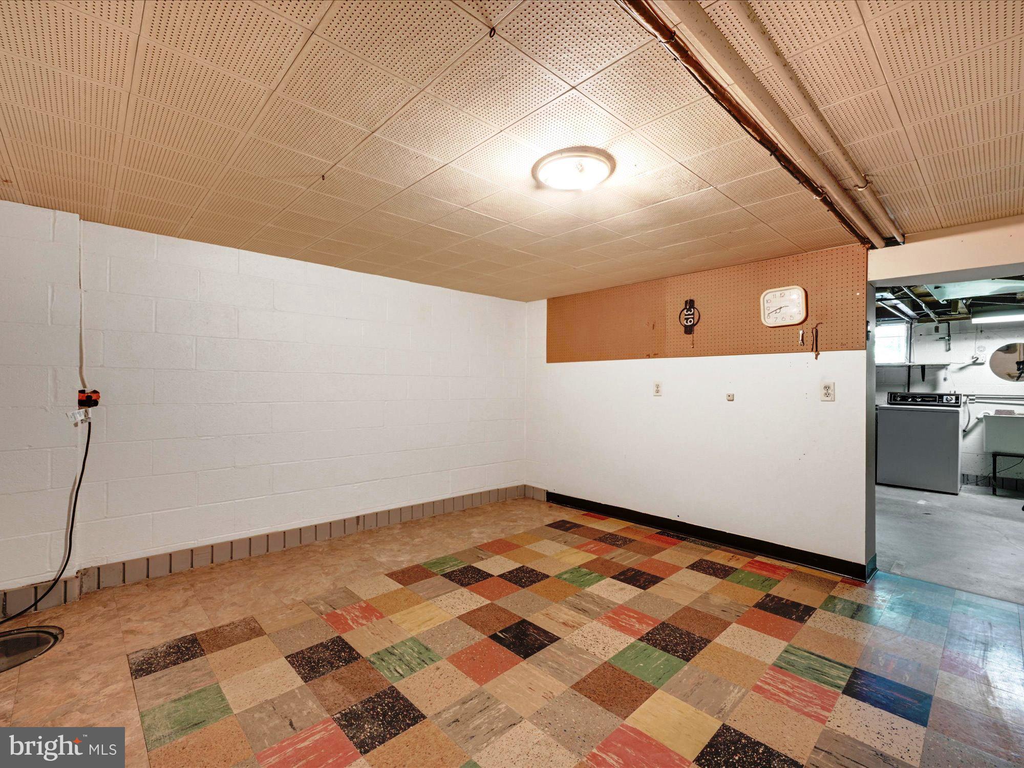 LANCASTER - Residential