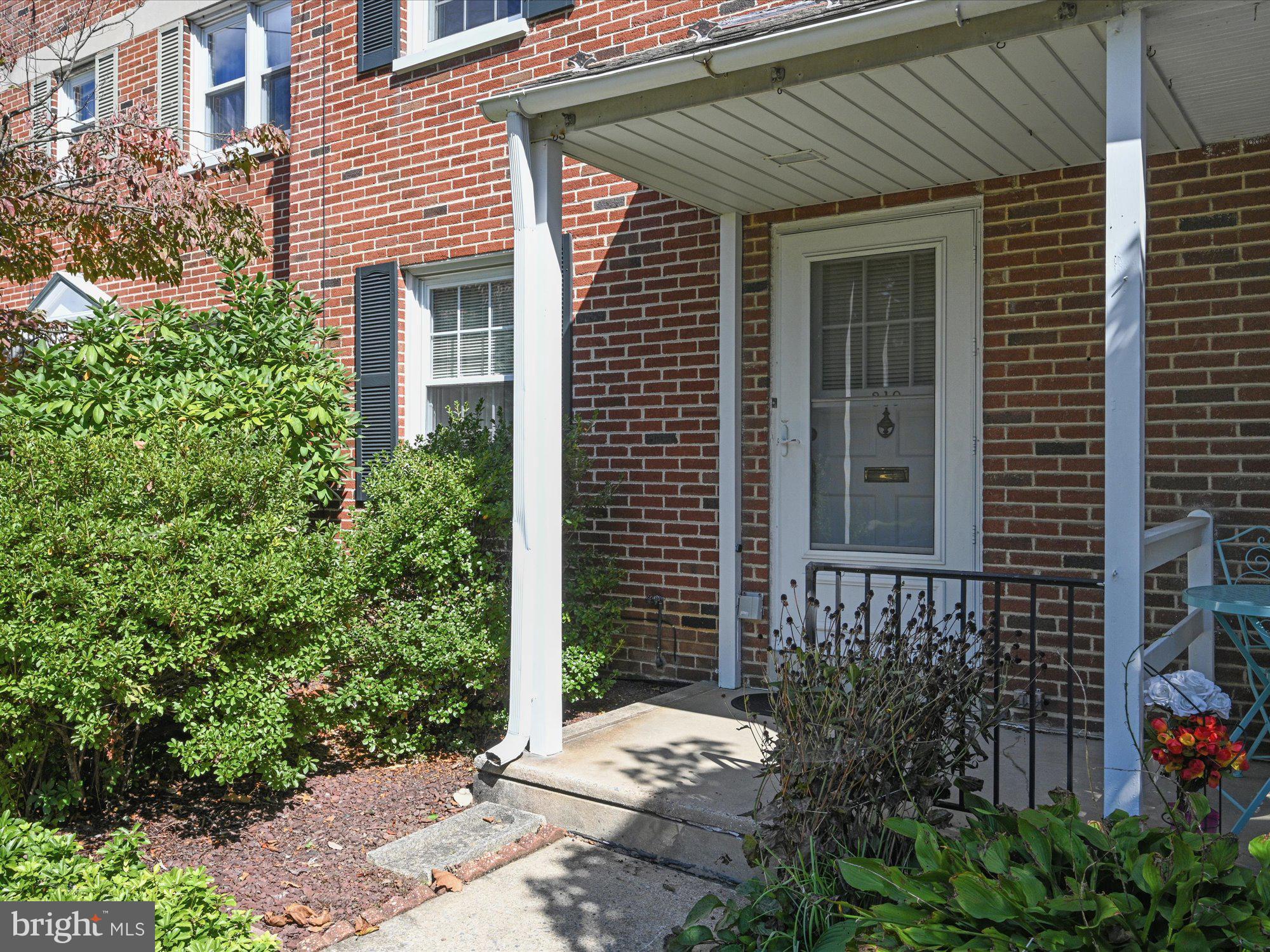 LANCASTER - Residential