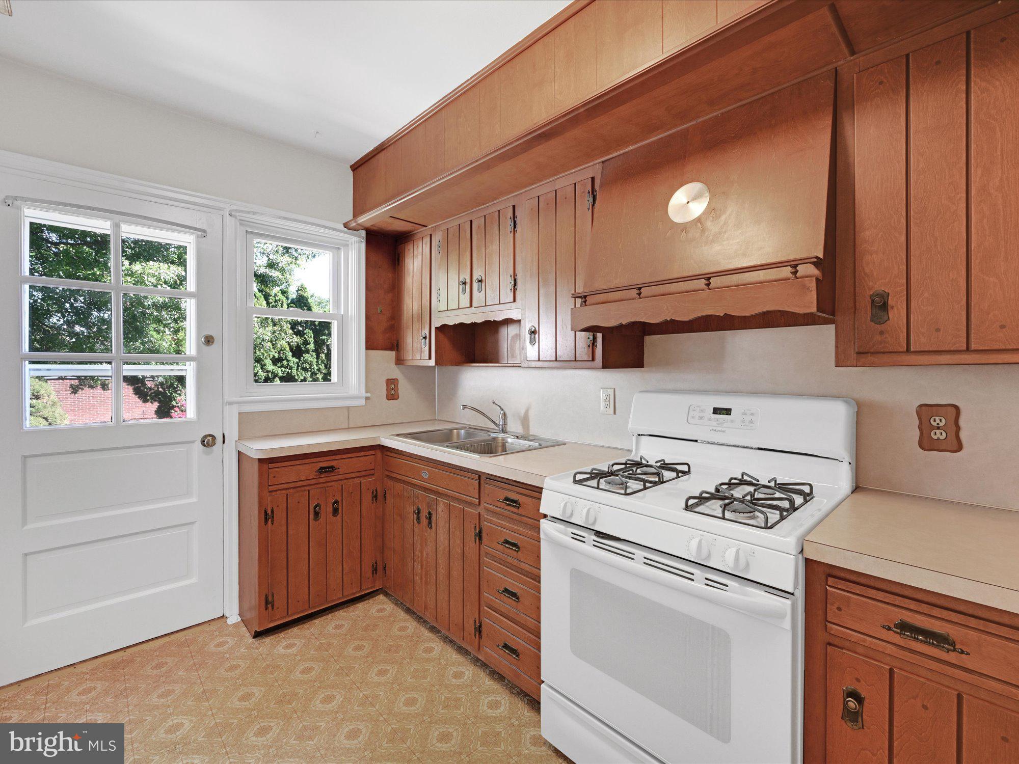LANCASTER - Residential