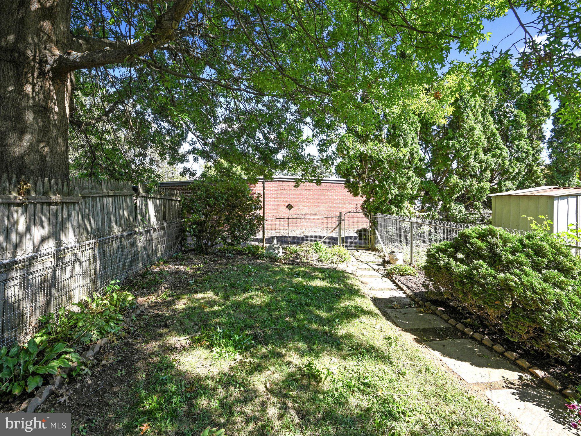 LANCASTER - Residential