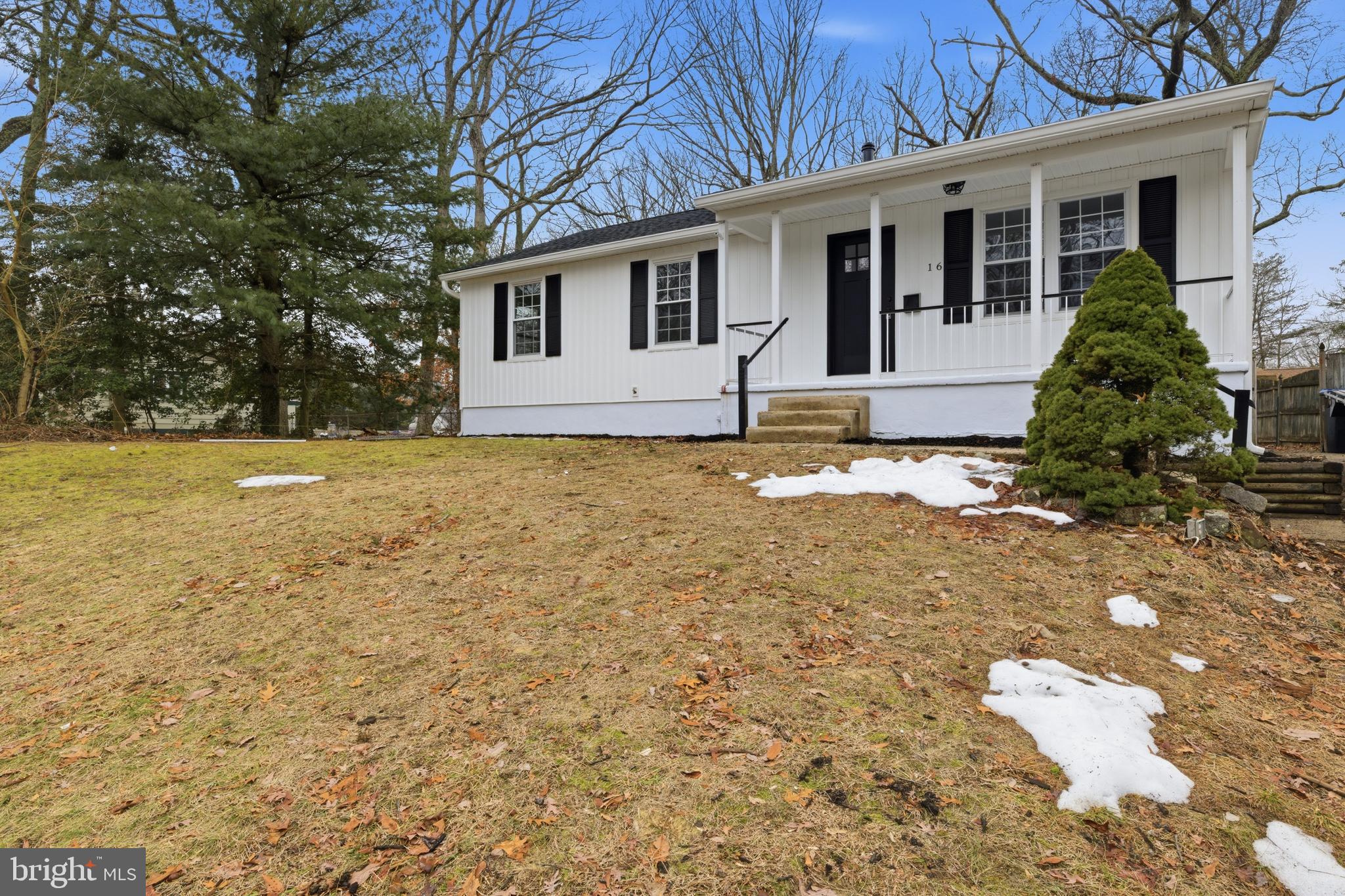 16 E WOODBURN AVENUE