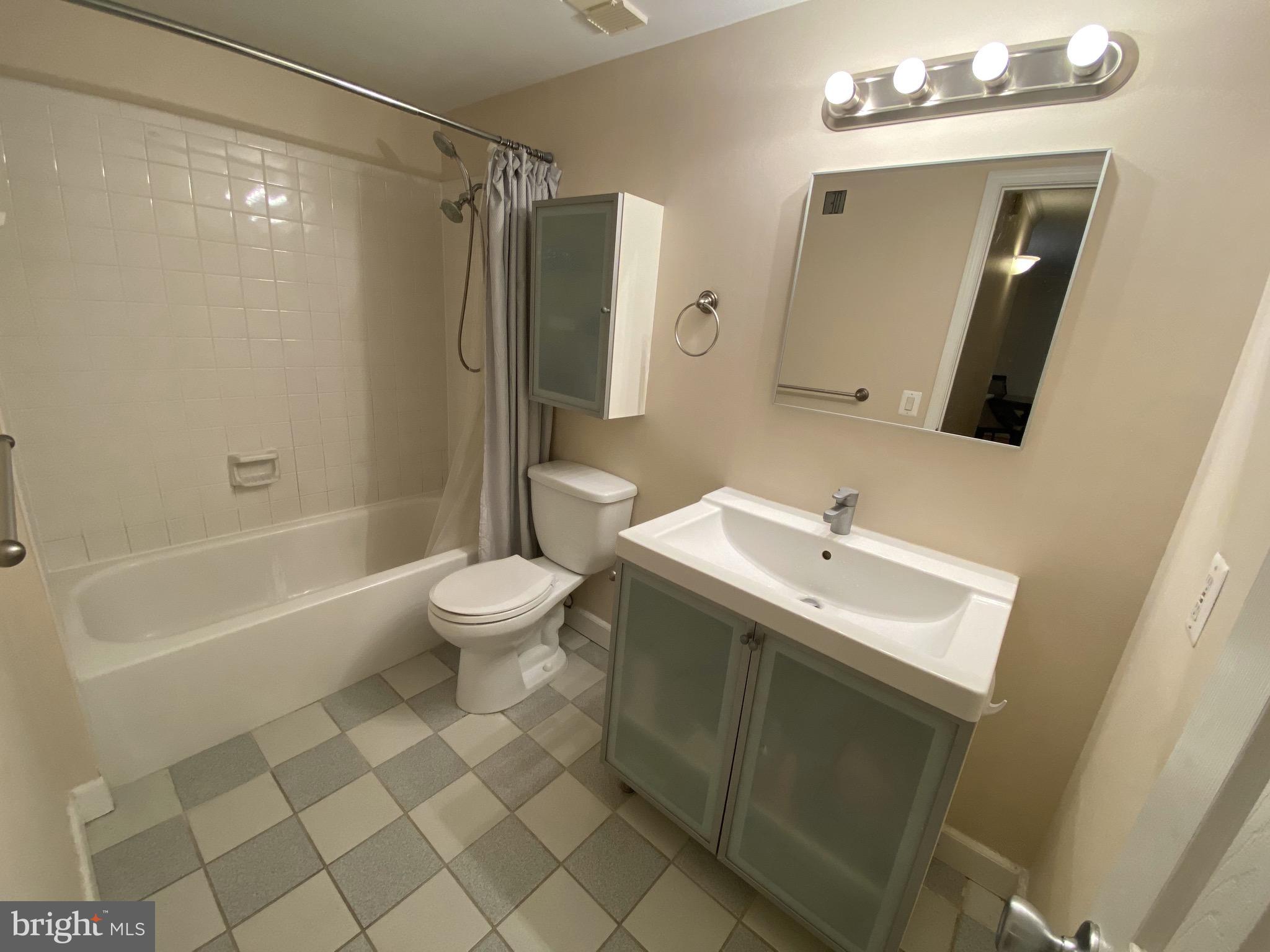 HIGHPOINTE - Residential