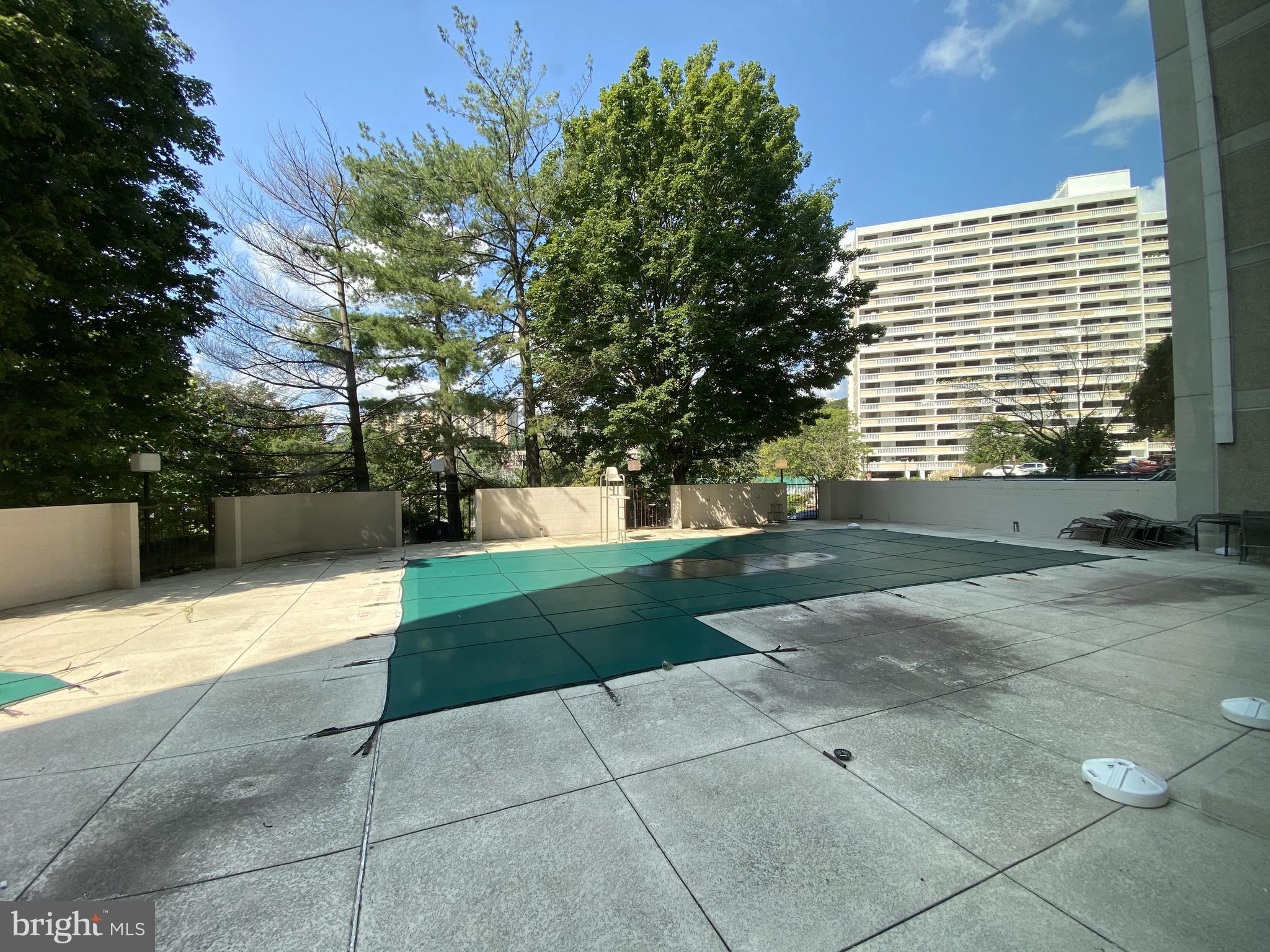 HIGHPOINTE - Residential