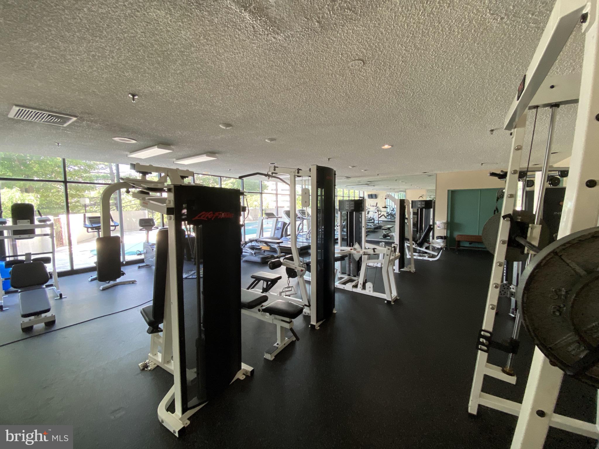 HIGHPOINTE - Residential