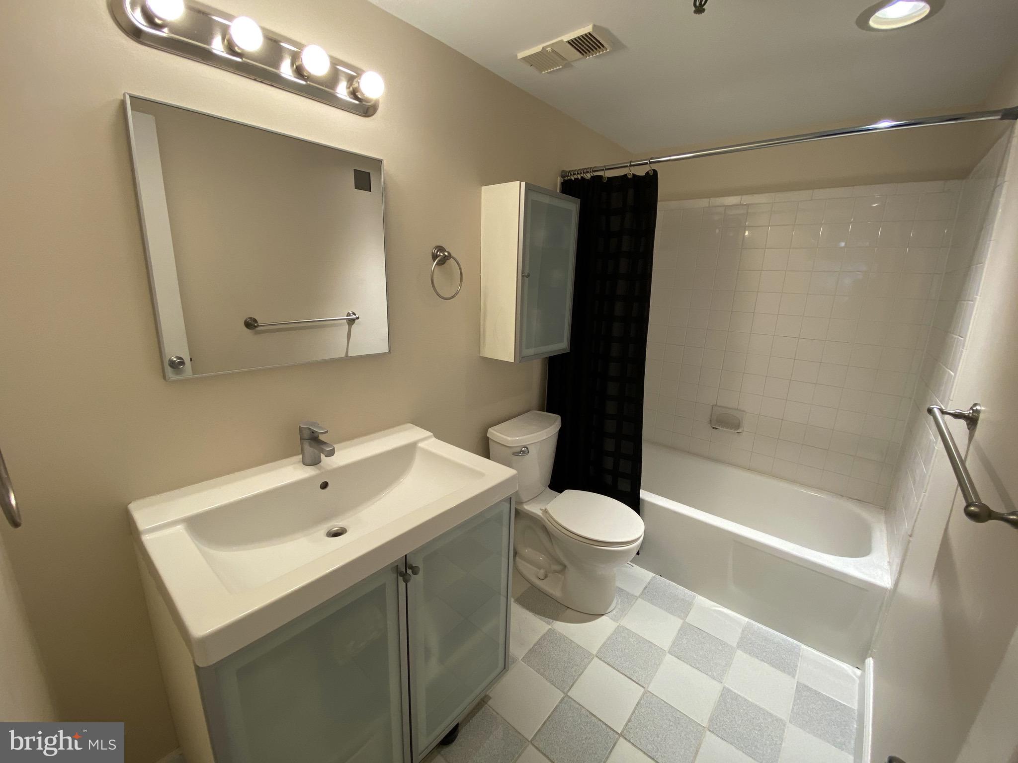 HIGHPOINTE - Residential