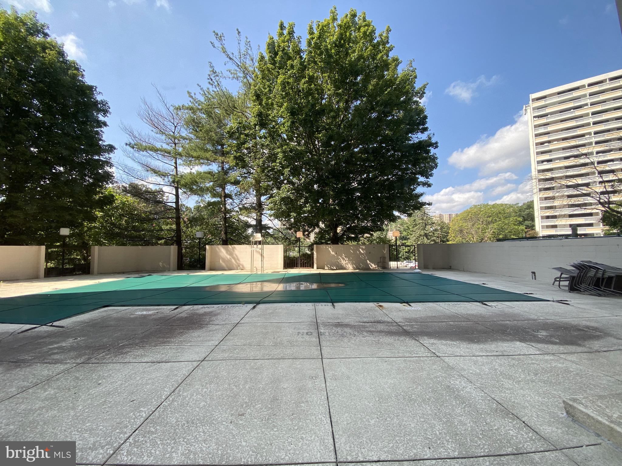 HIGHPOINTE - Residential