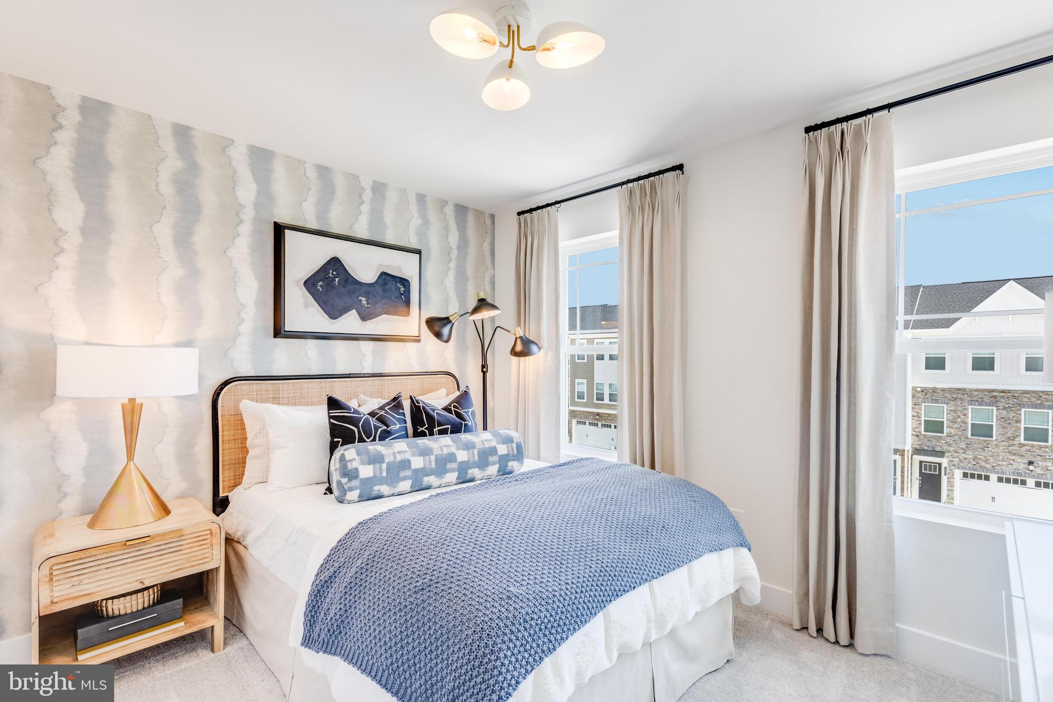 WATER'S LANDING - Residential