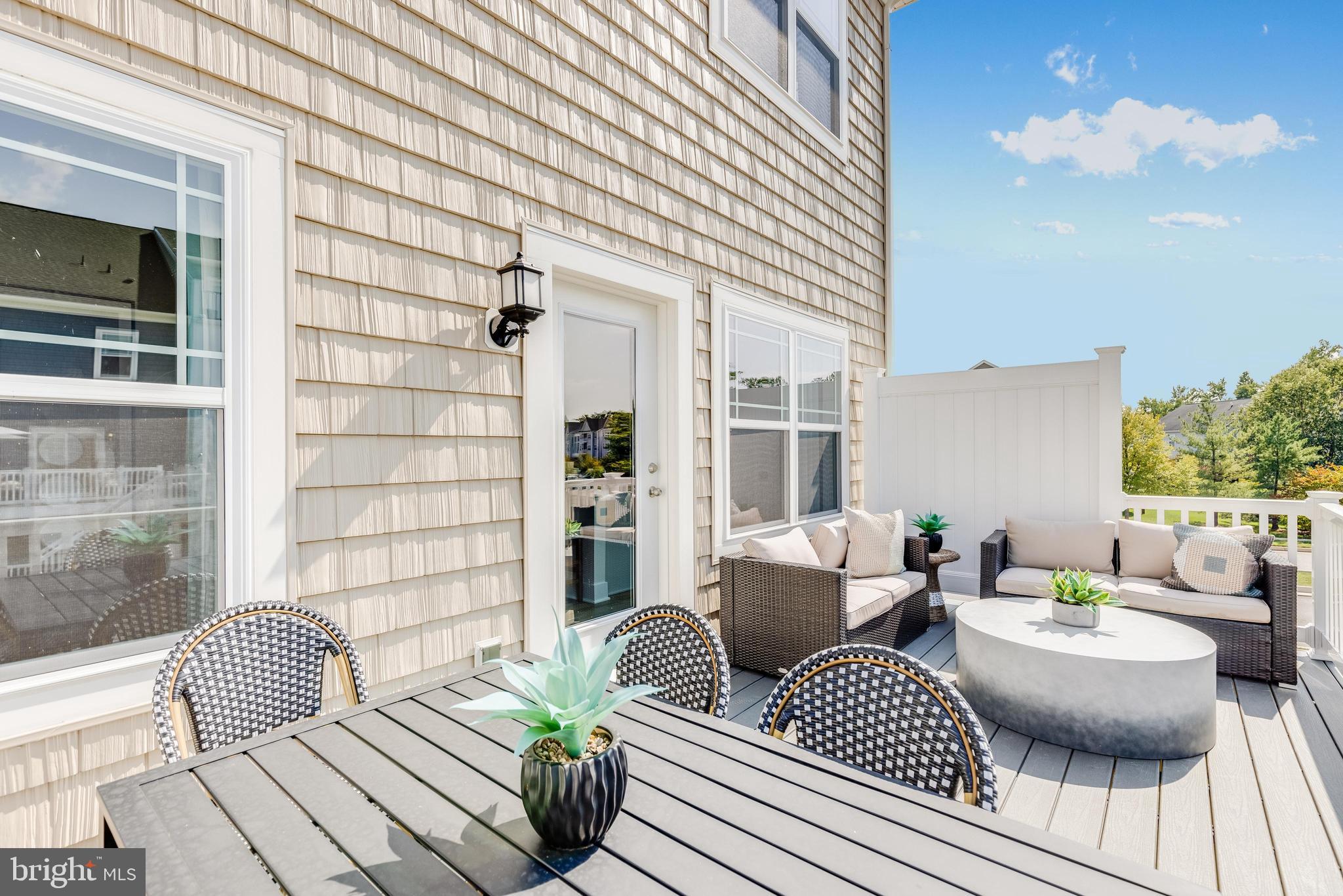 WATER'S LANDING - Residential