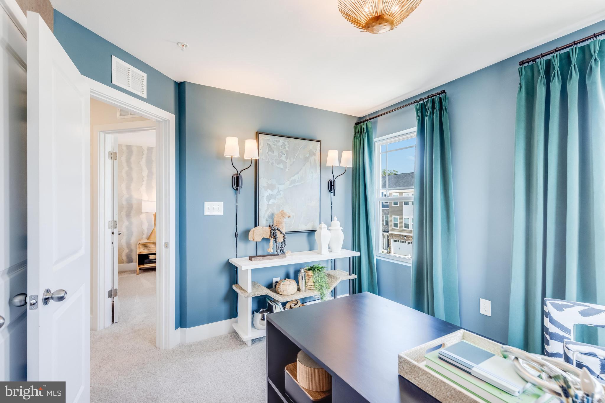 WATER'S LANDING - Residential