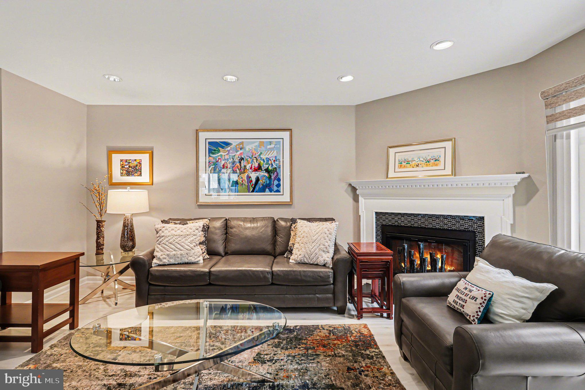 BLUE BELL CC - Residential