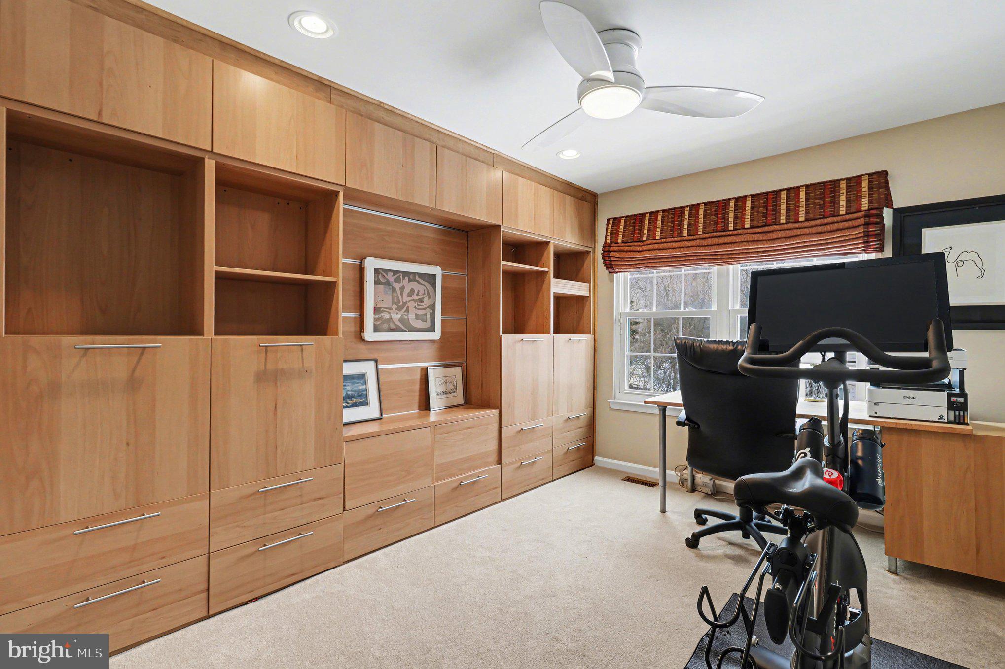 BLUE BELL CC - Residential