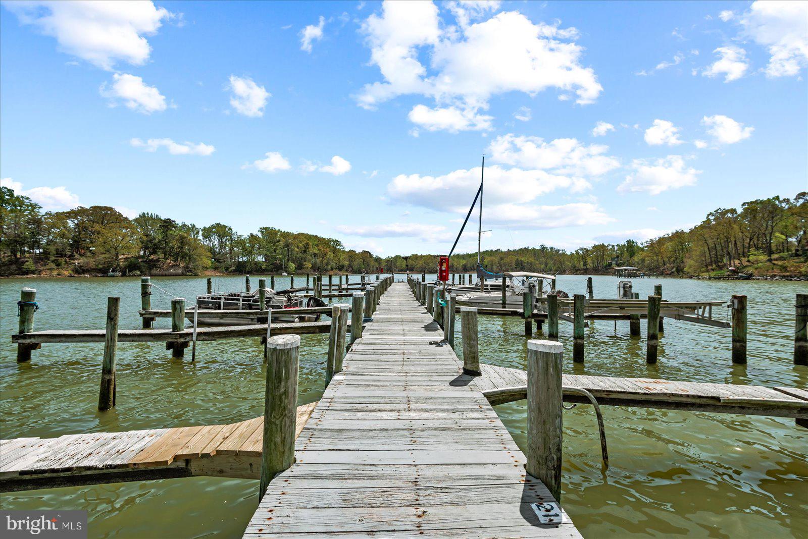 STRATFORD HARBOUR - Residential