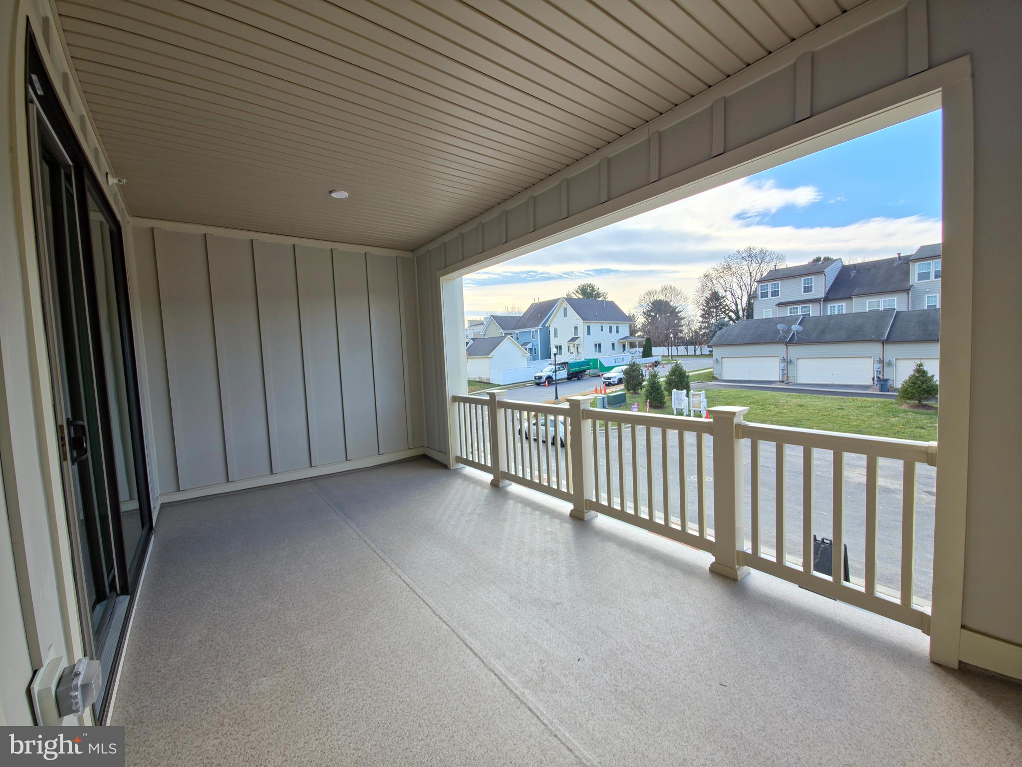 VILLAGES OF URBANA - Residential Lease