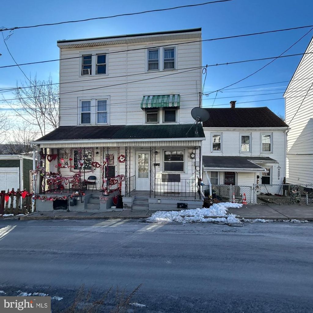 Photo of 1042 W Water Street, COAL TOWNSHIP, PA 17866 (MLS # PANU2002956)