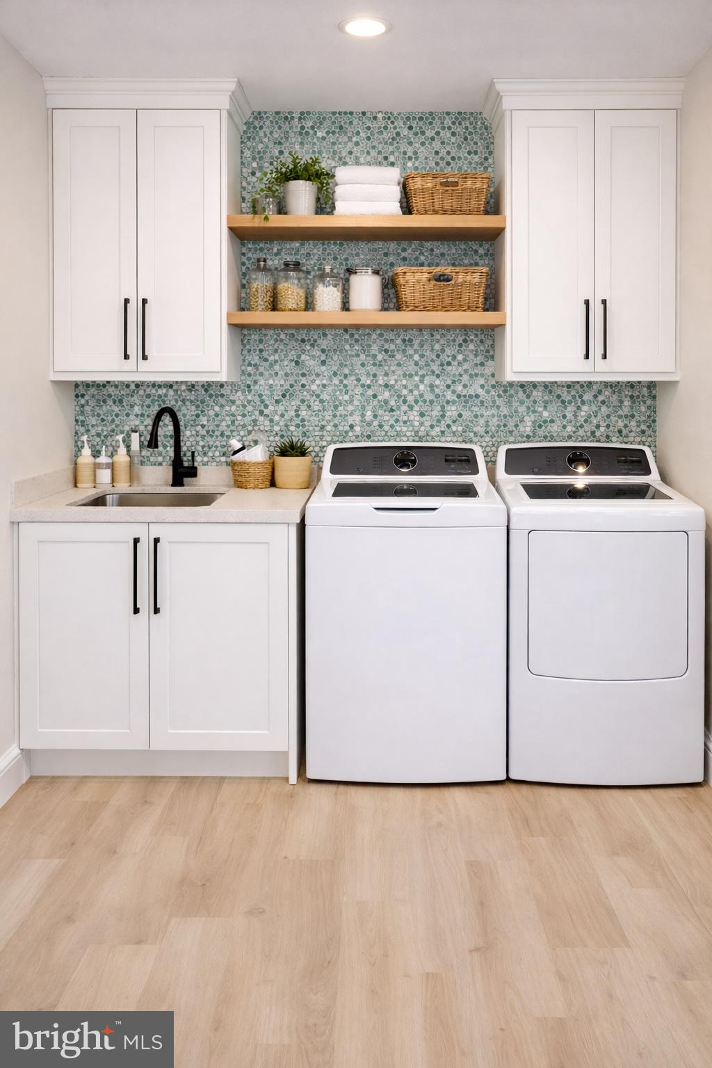 CENTENNIAL HILLS - Residential