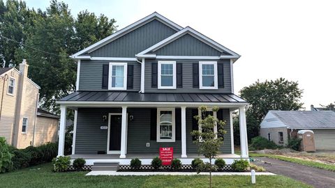 Homes For Sale - 425 Rutledge Avenue<br/> FOLSOM, PA 19033